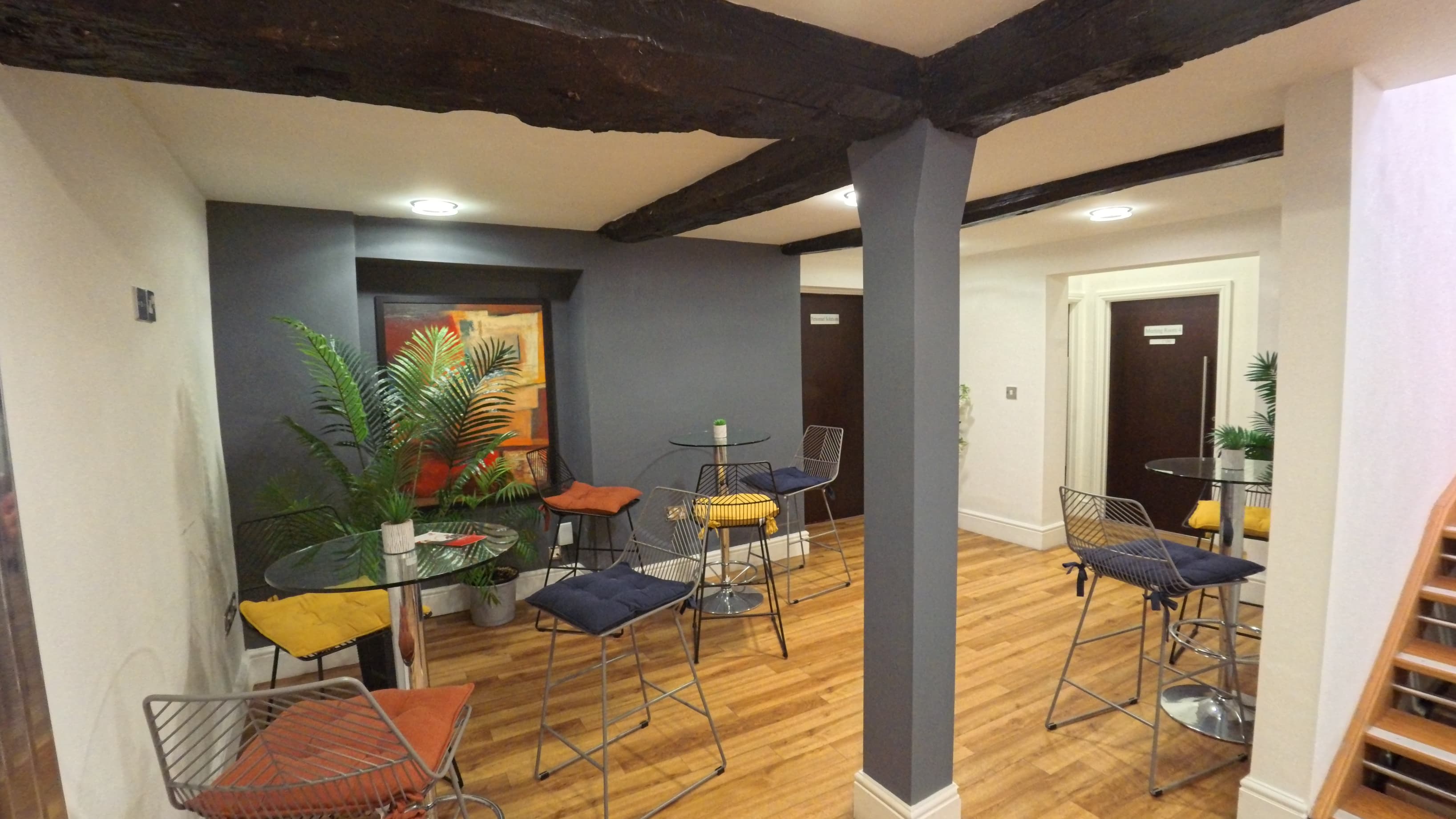 Bistro/Breakout space