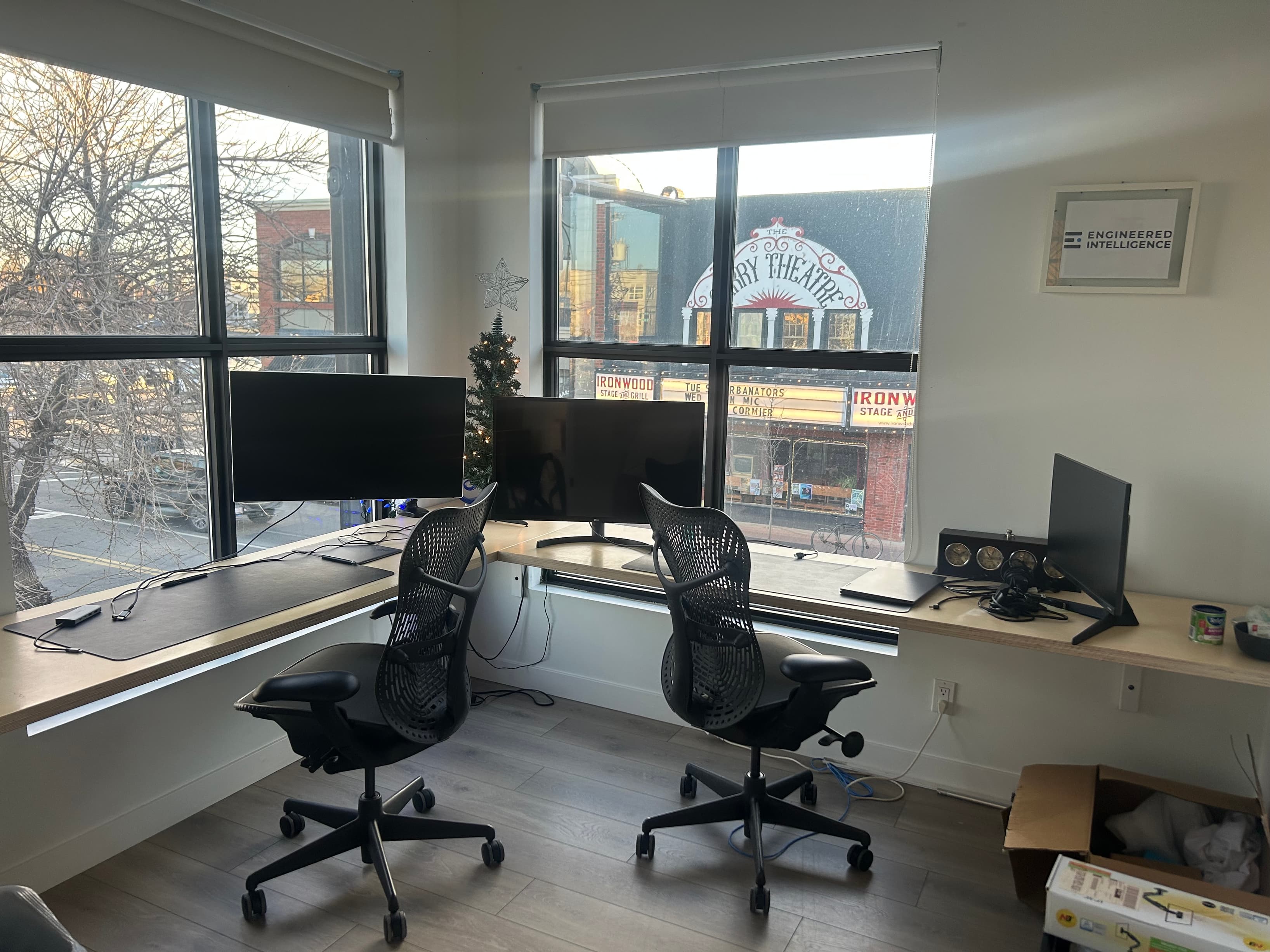 Bright private office at VennYYC in Inglewood, Calgary with large windows, adjoined desks, and natural light. Bright private office at VennYYC in Inglewood, Calgary with large windows, adjoined desks, and natural light.