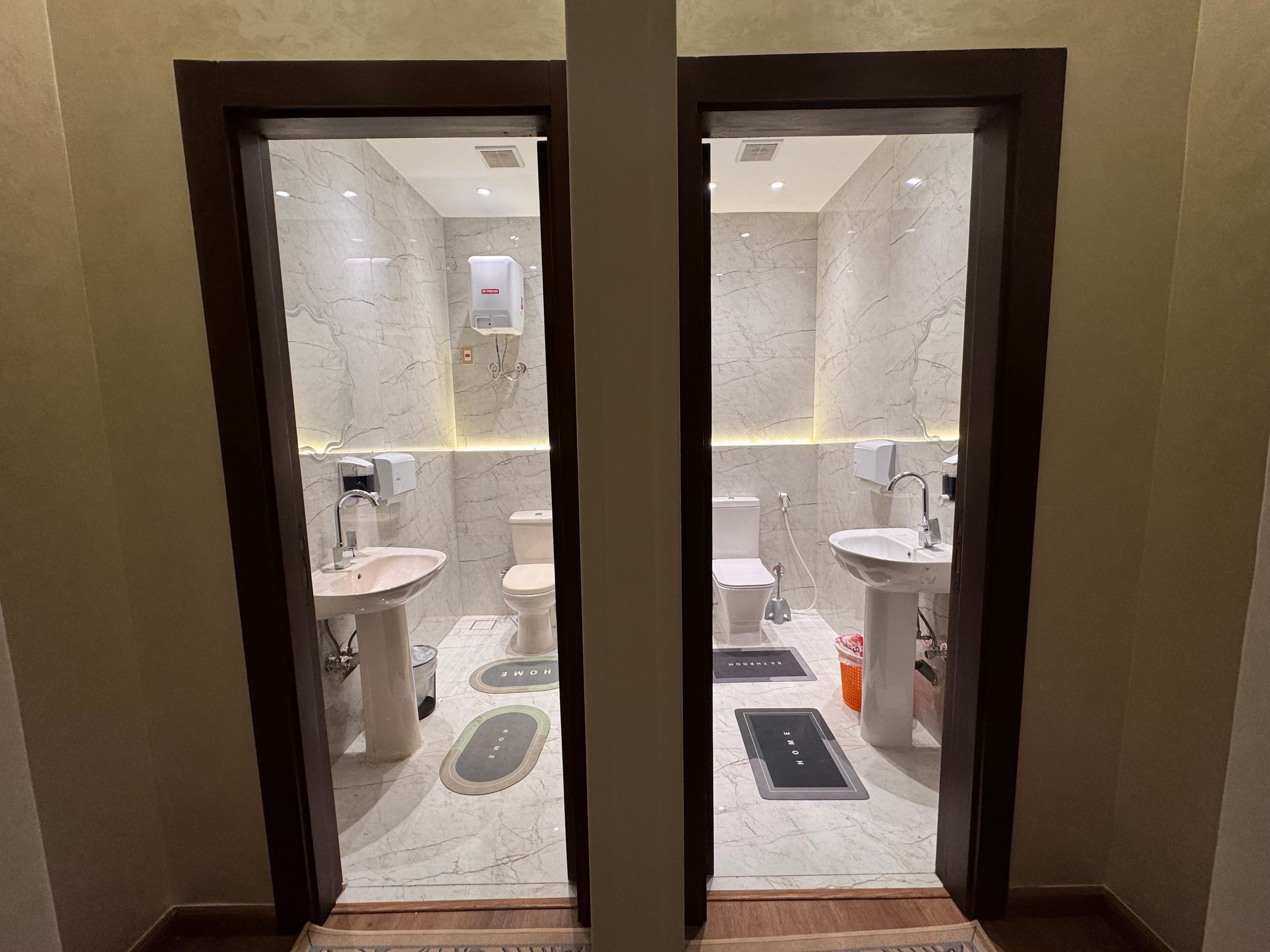 Clean Bathrooms Clean Bathrooms