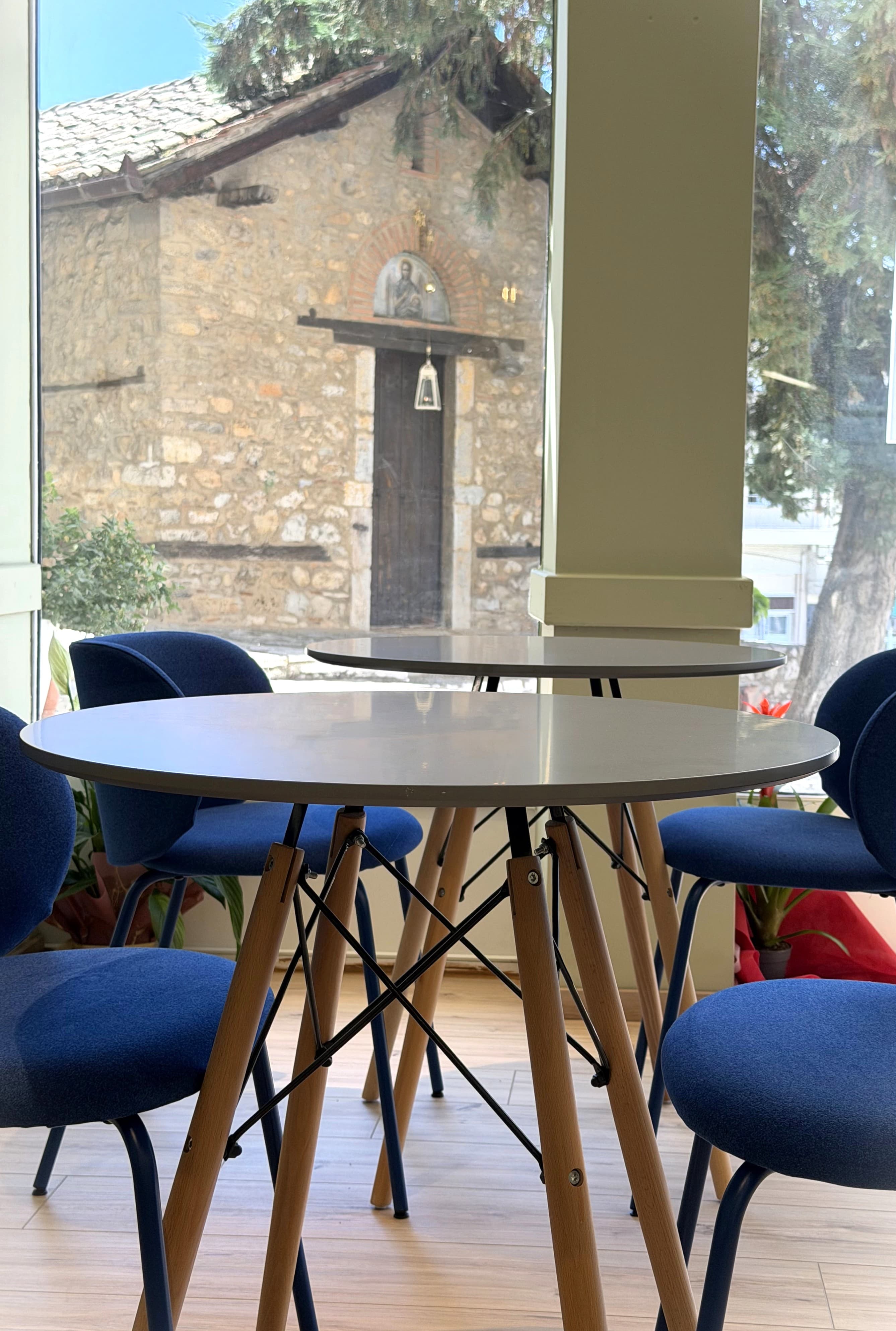Quiet corner for networking and work with views of the historic town center.