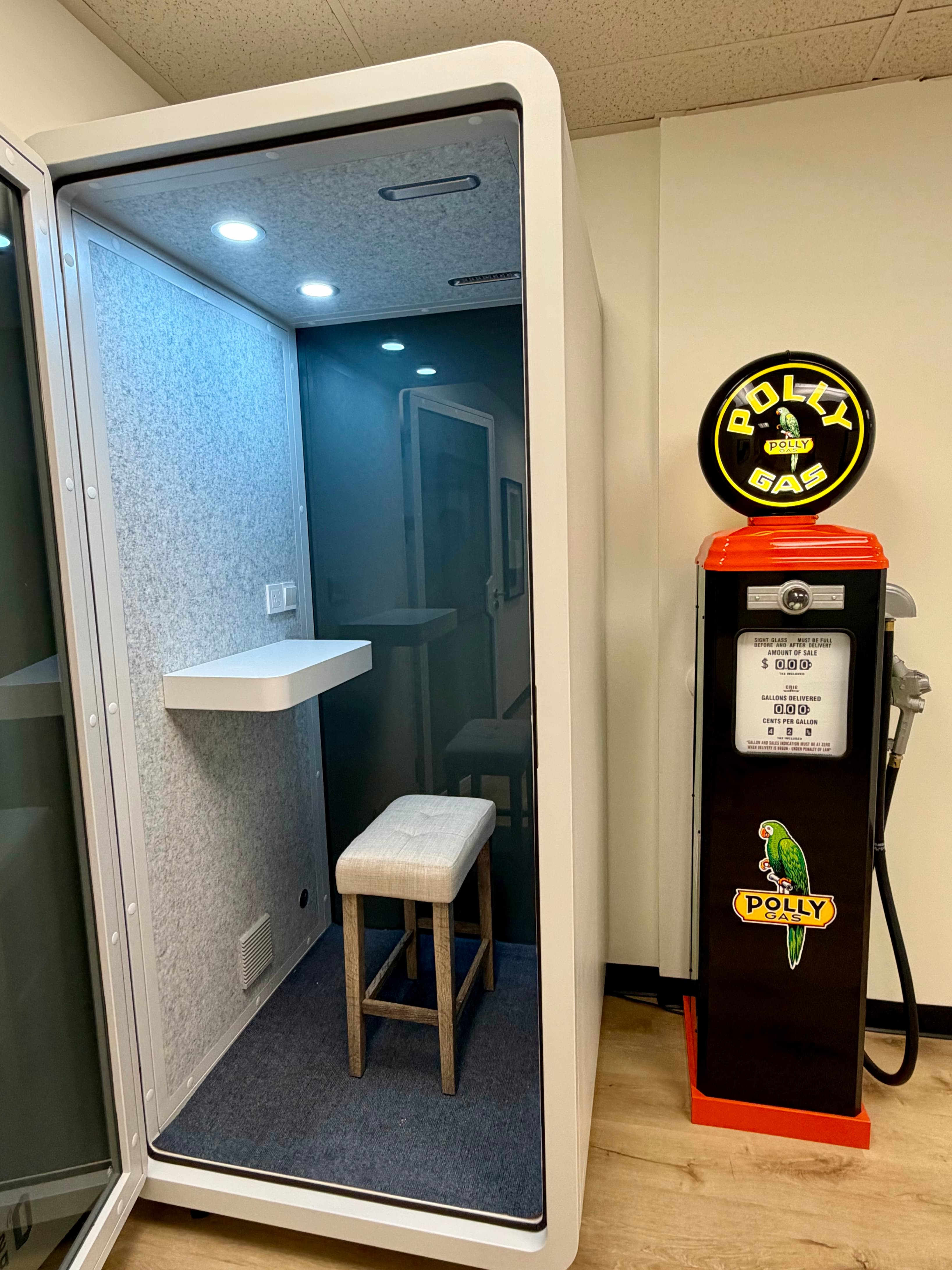 phone booth phone booth