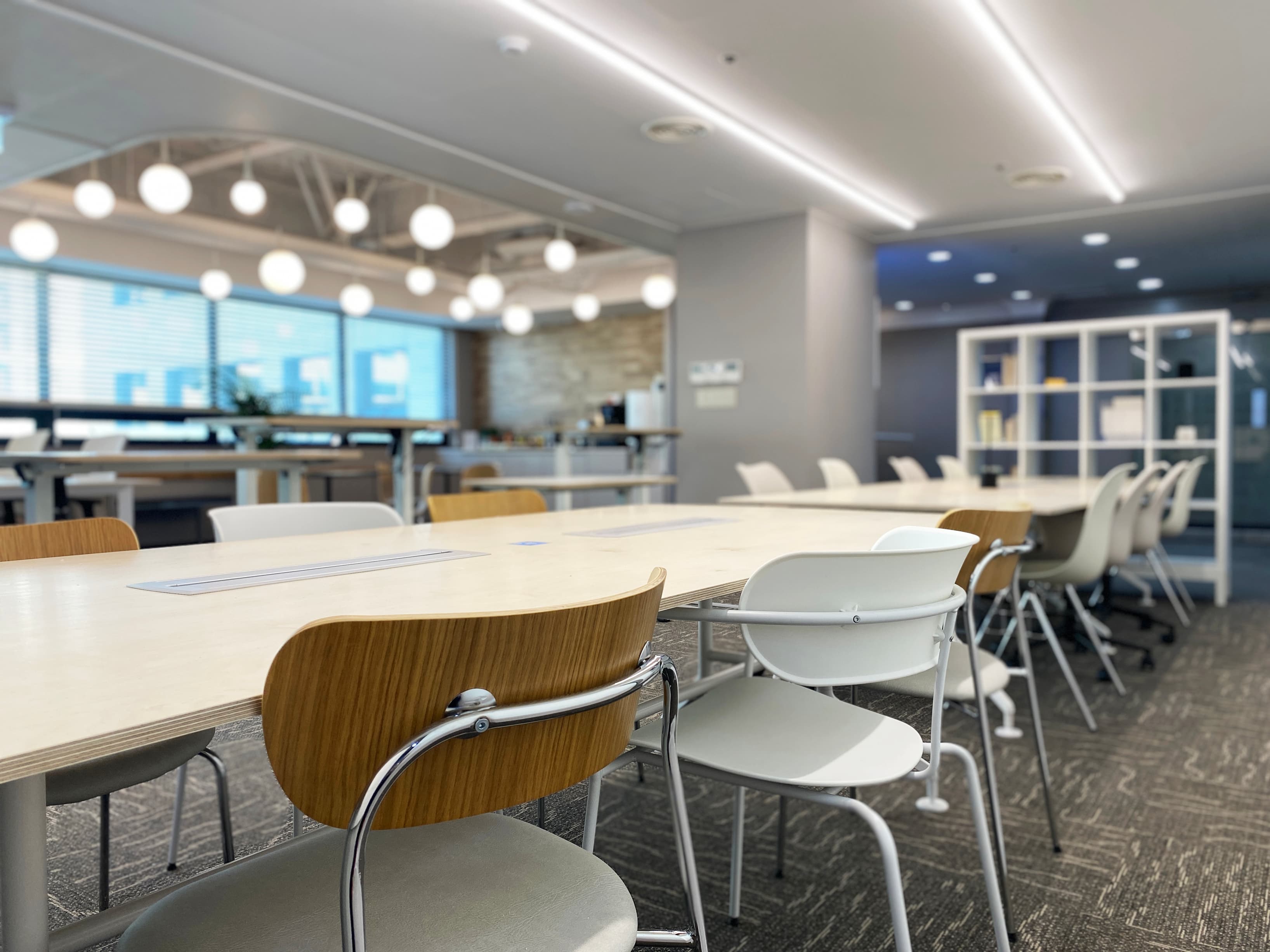 Common-desk in co-working space Common-desk in co-working space