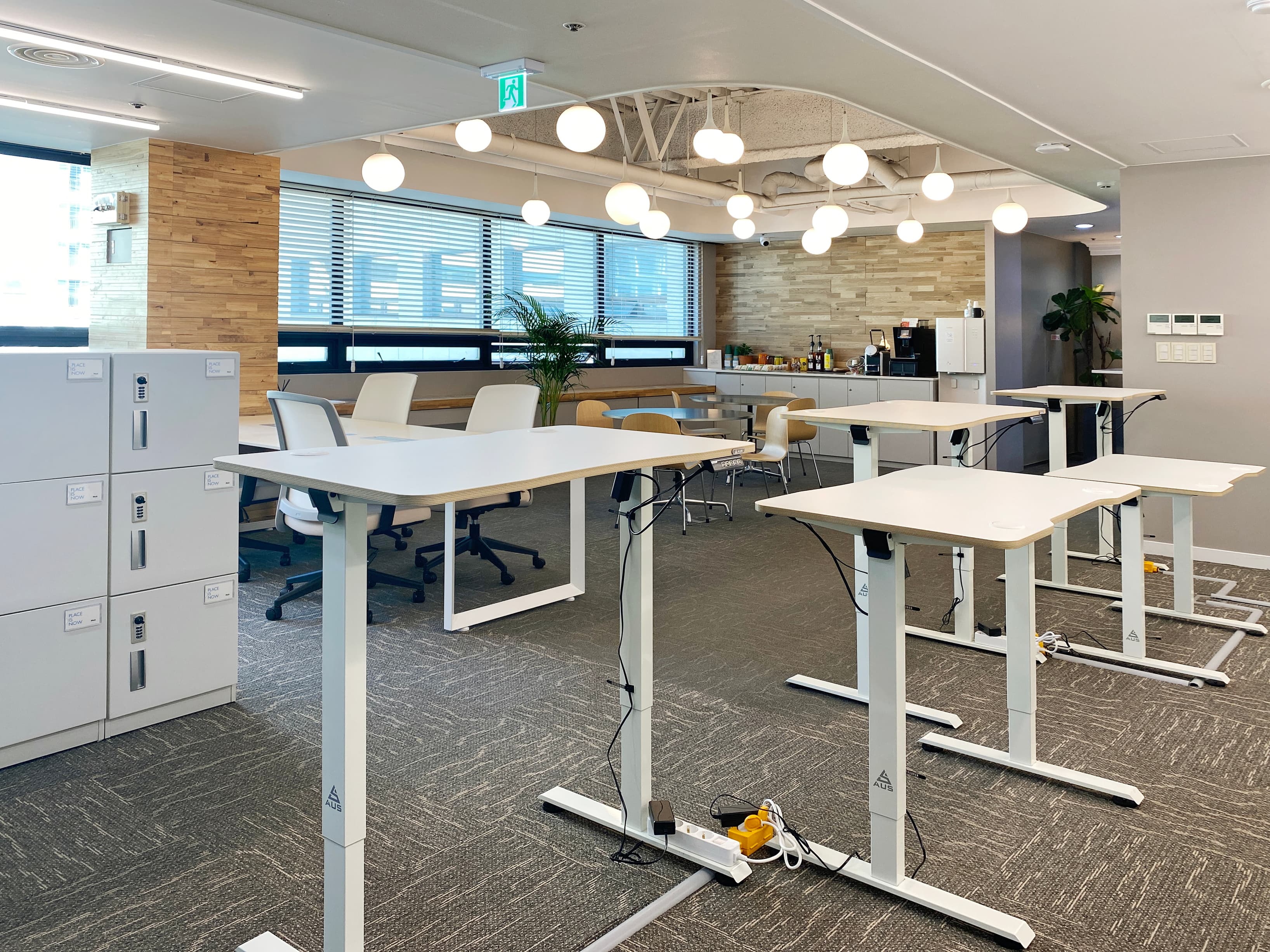 Motion desk in co-working space