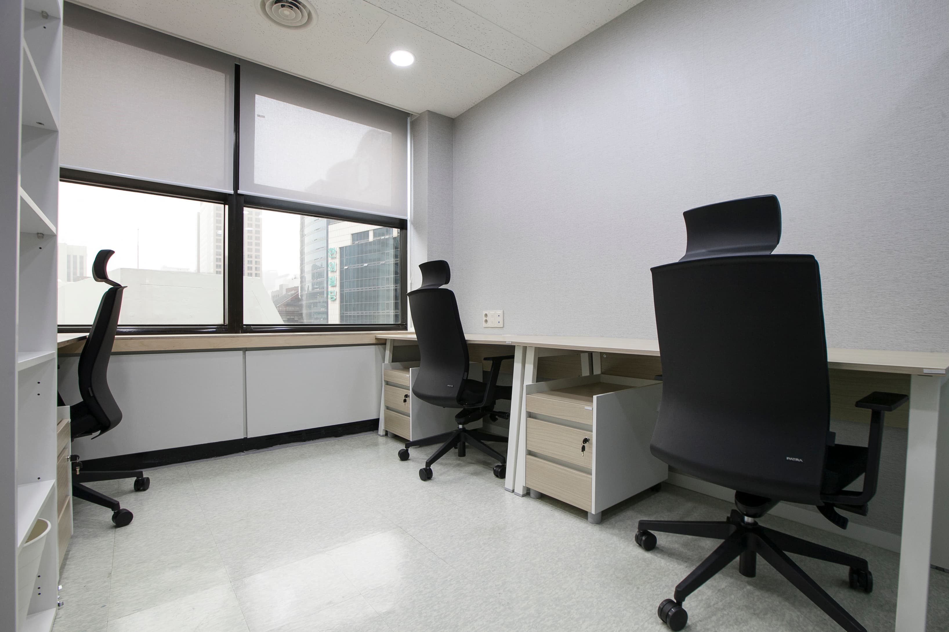 Private office 2 desks window side