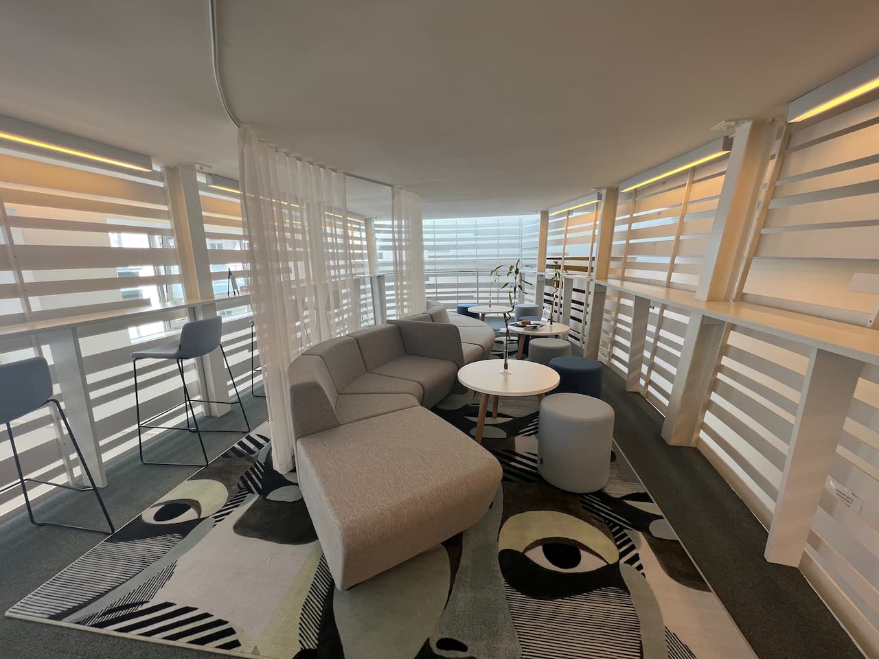 lounge area
