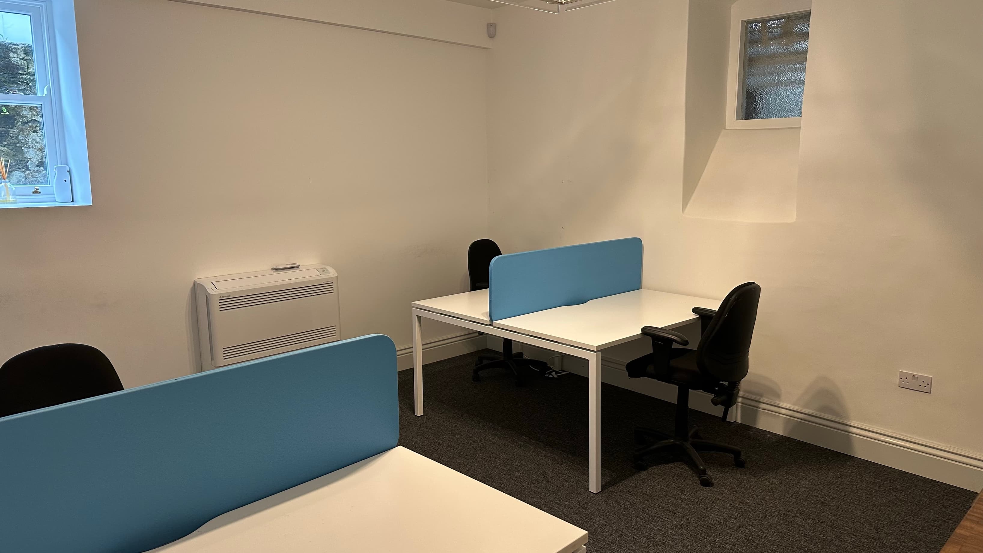 Modern and fully furnished 4-person office available immediately.