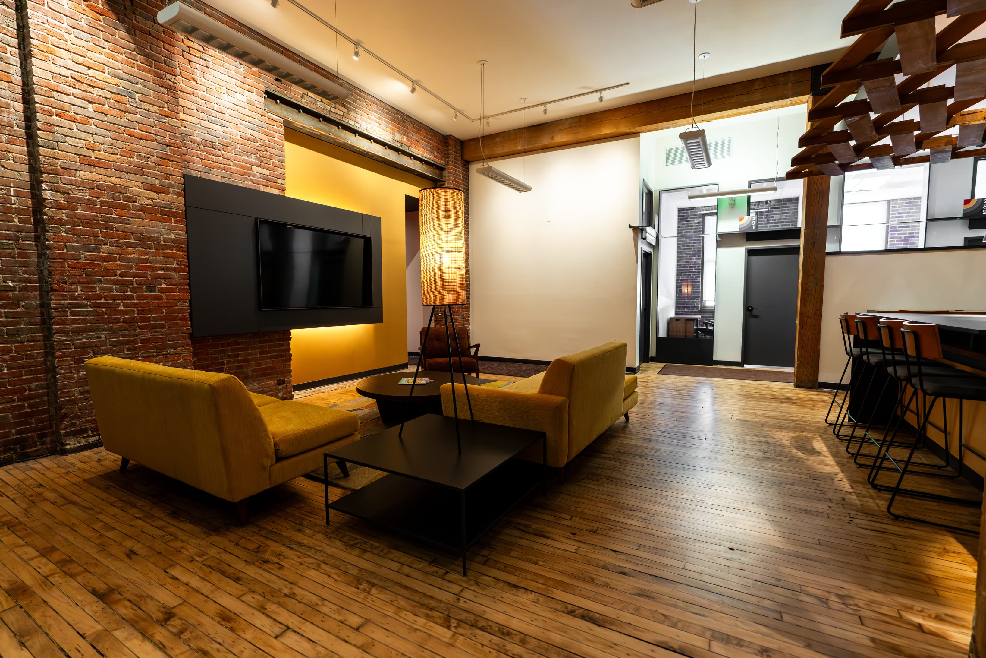 Business Center Lounge