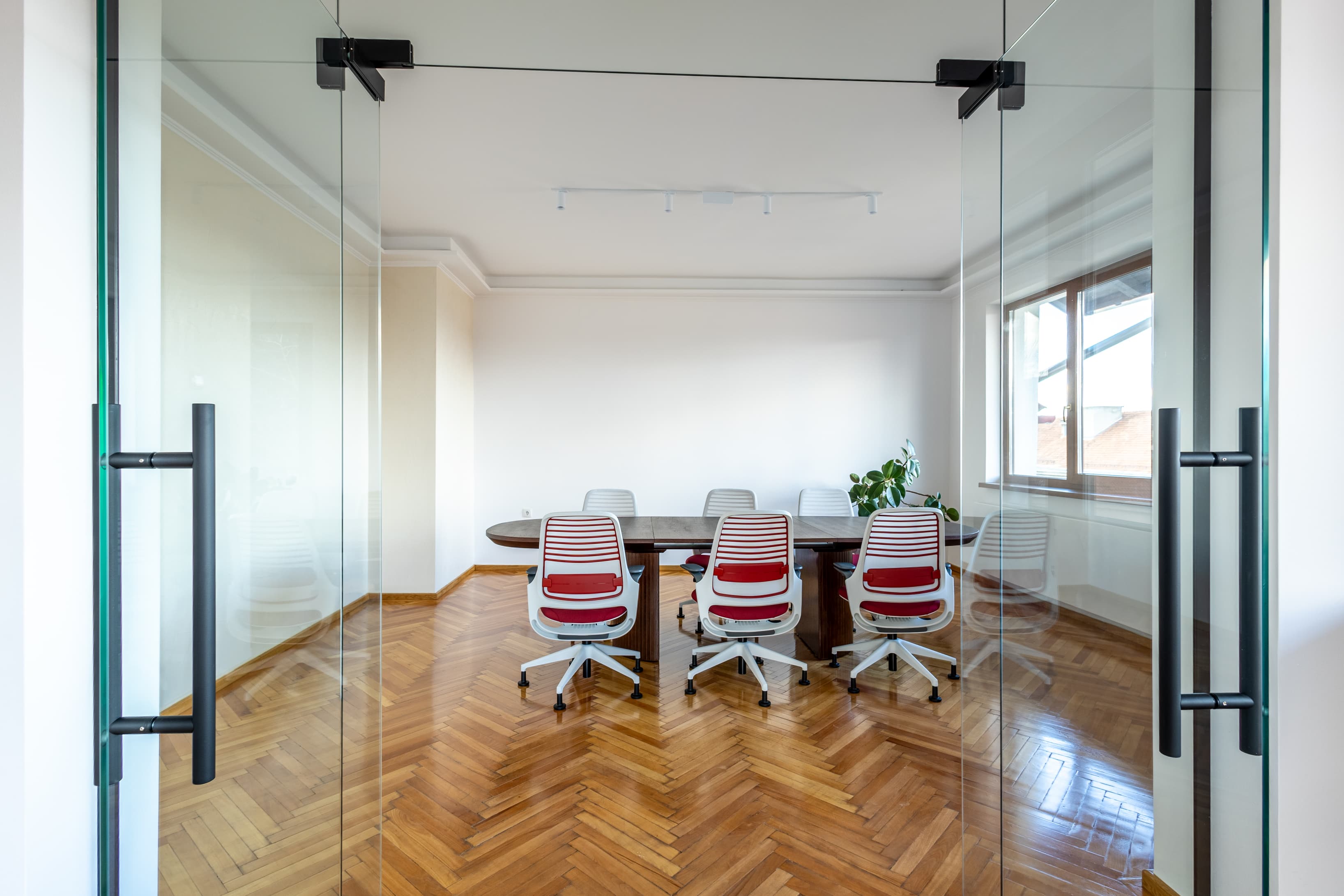 meeting room for up to 10 people