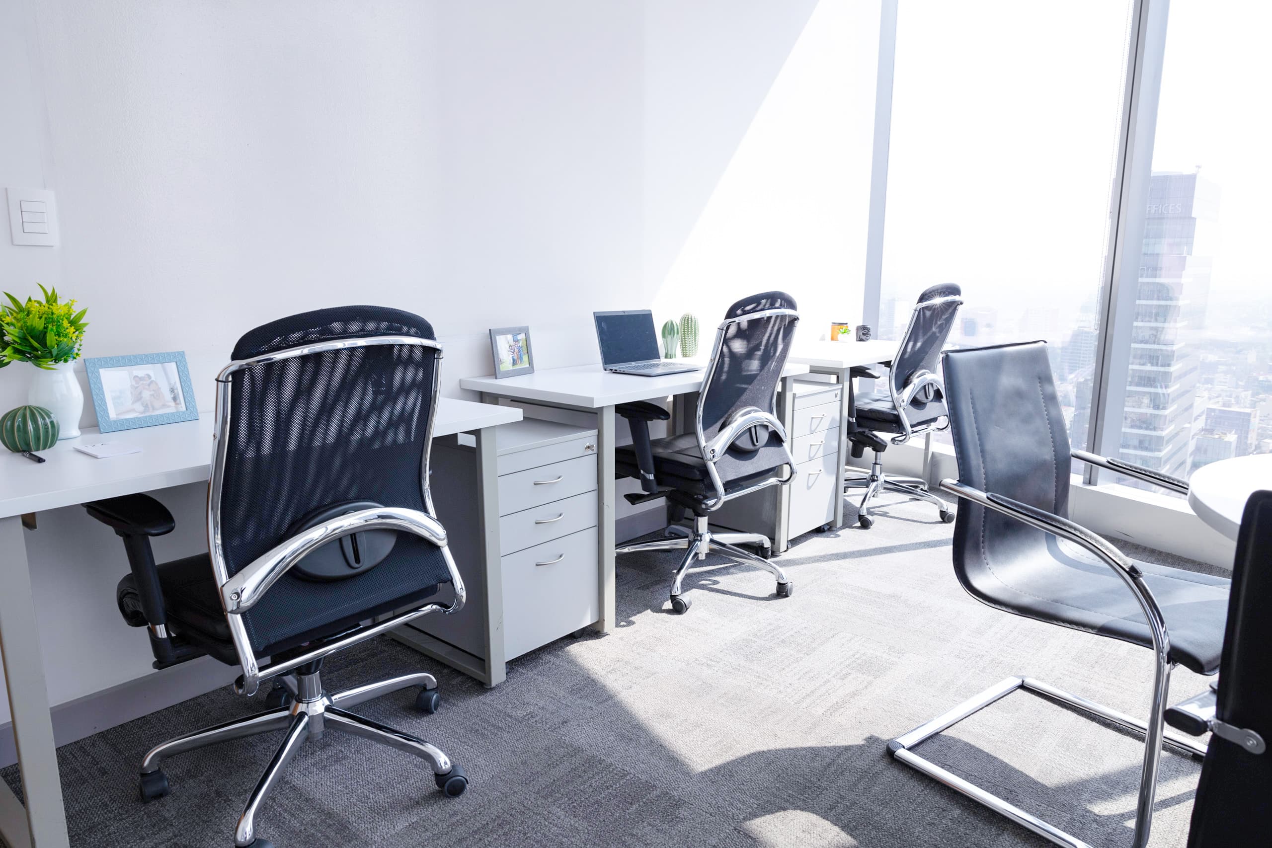 It offers spectacular views of two of the city's most iconic monuments: Diana the Huntress and the Angel of Independence.