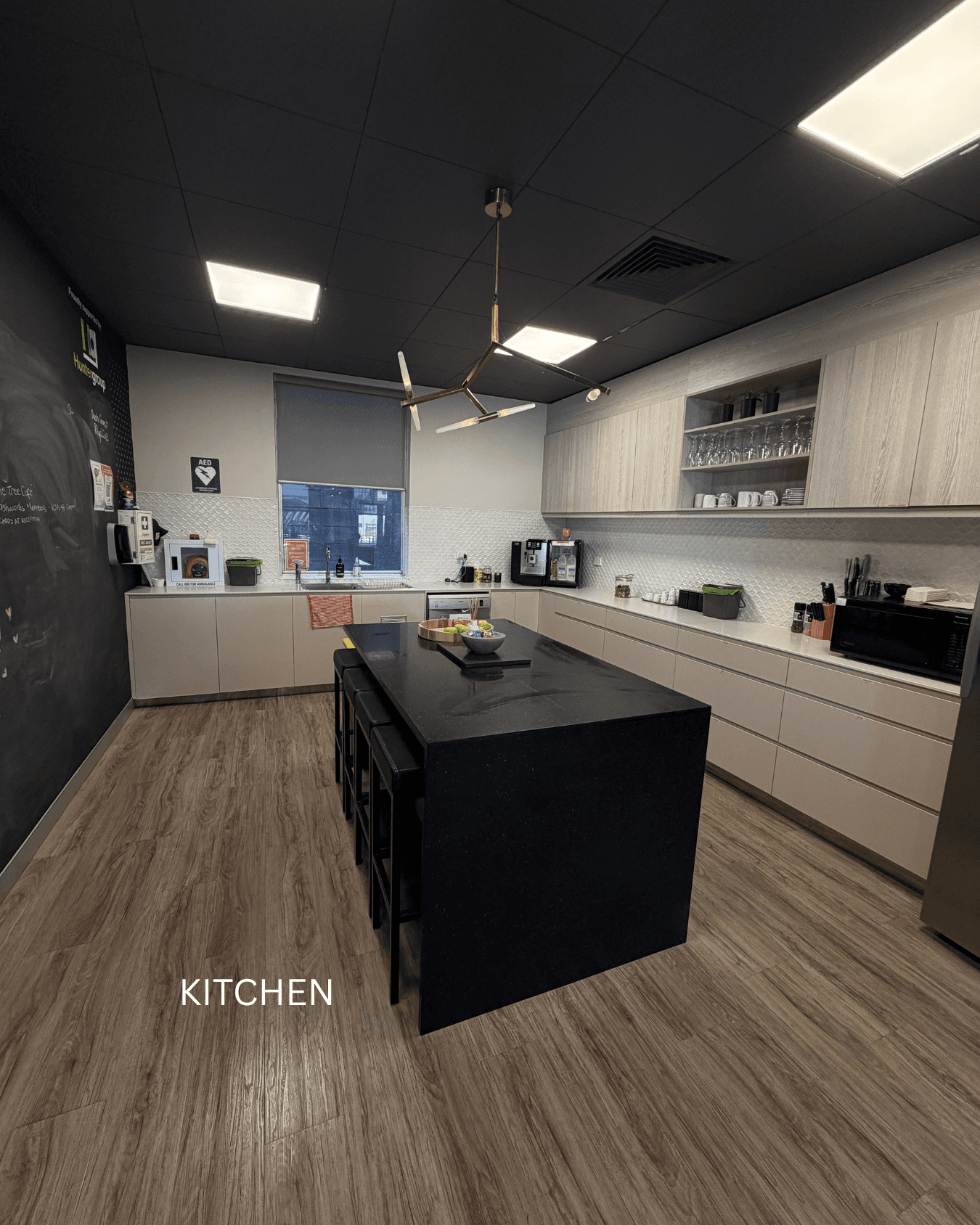 Communal kitchen with unlimited tea and coffee Communal kitchen with unlimited tea and coffee