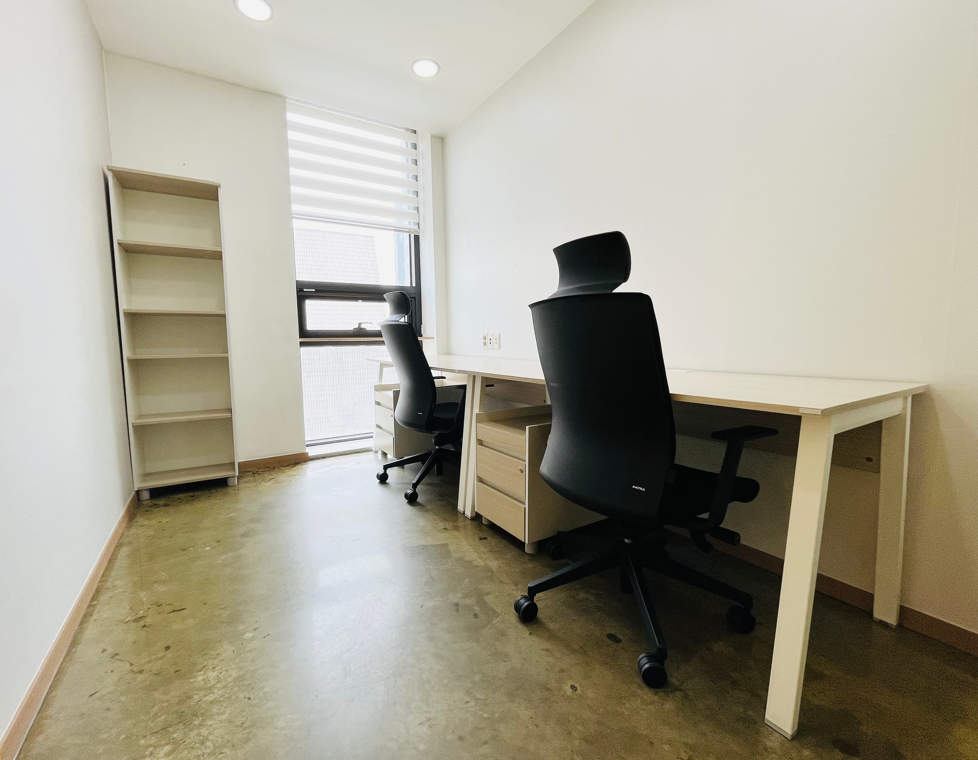 Private office for 2 people Private office for 2 people