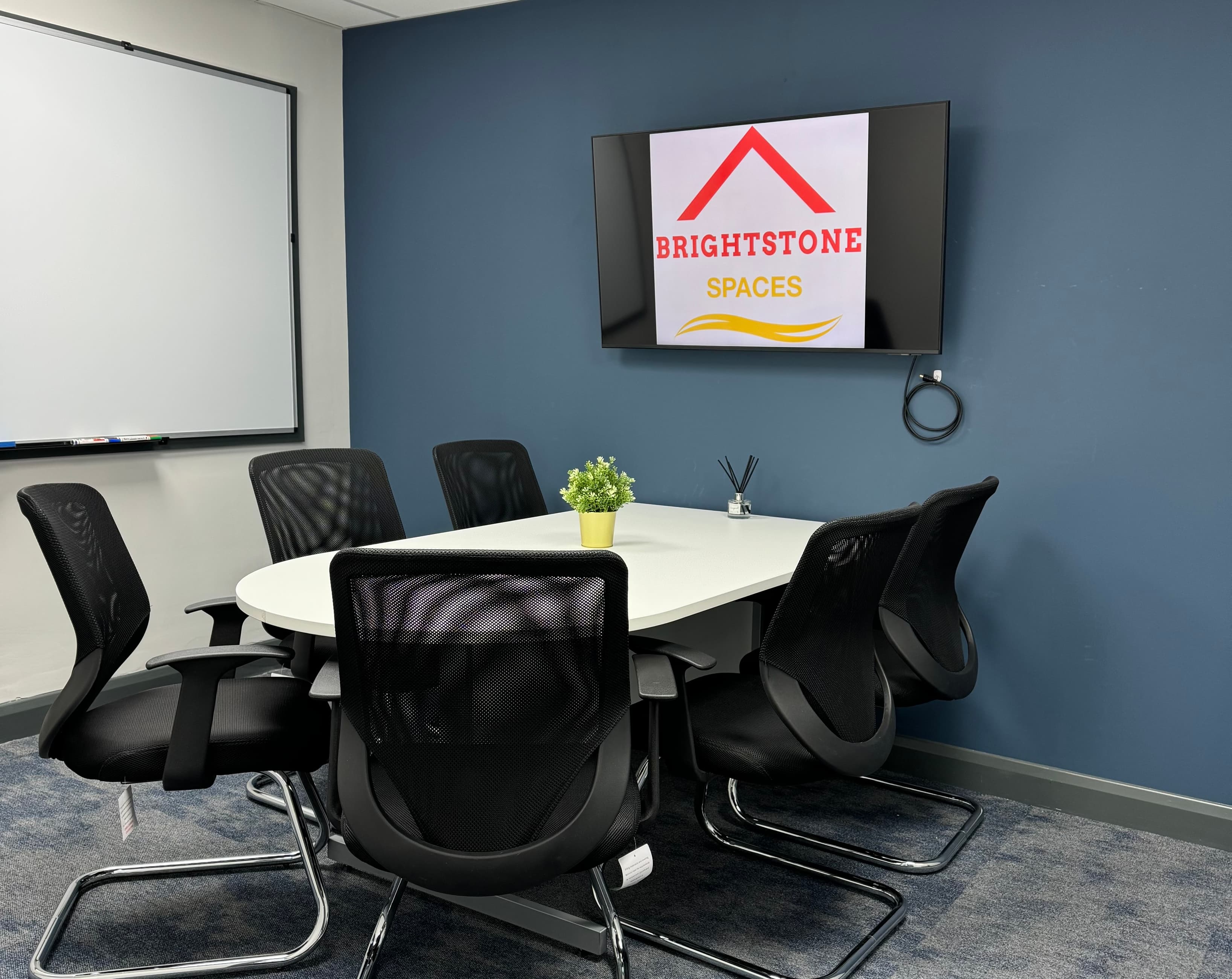6 Person Meeting Room