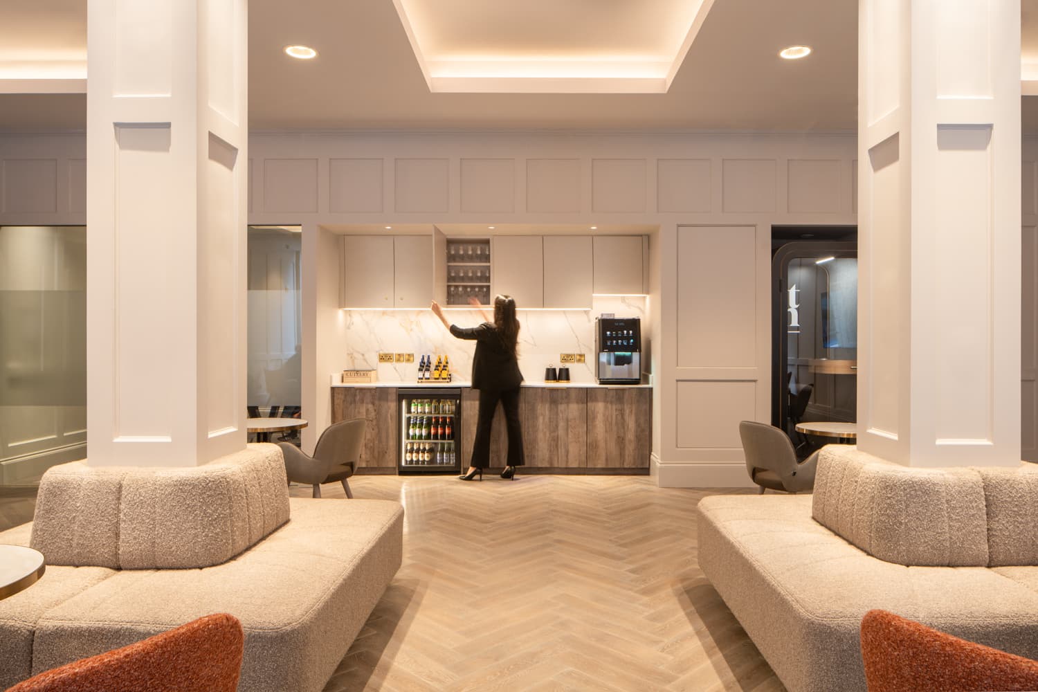 Executive Lounge