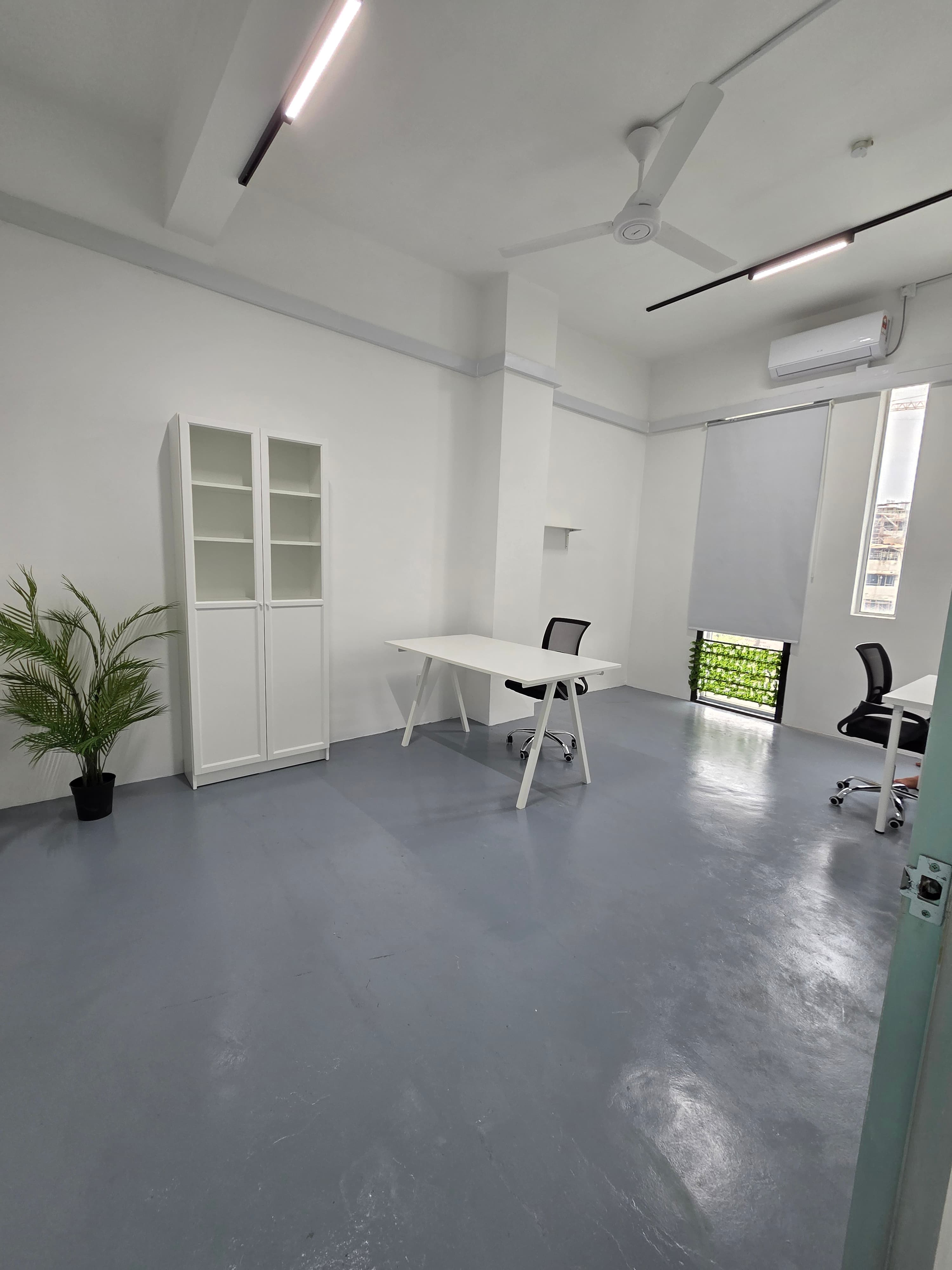 Family office, suitable up to 3 pax