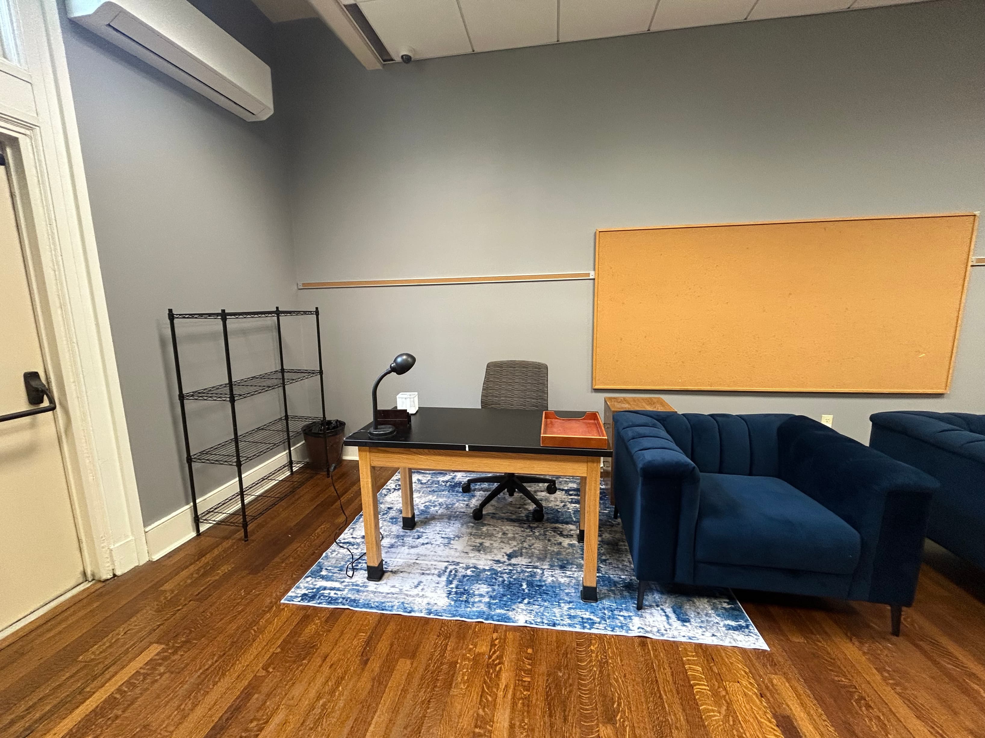 Desk 3