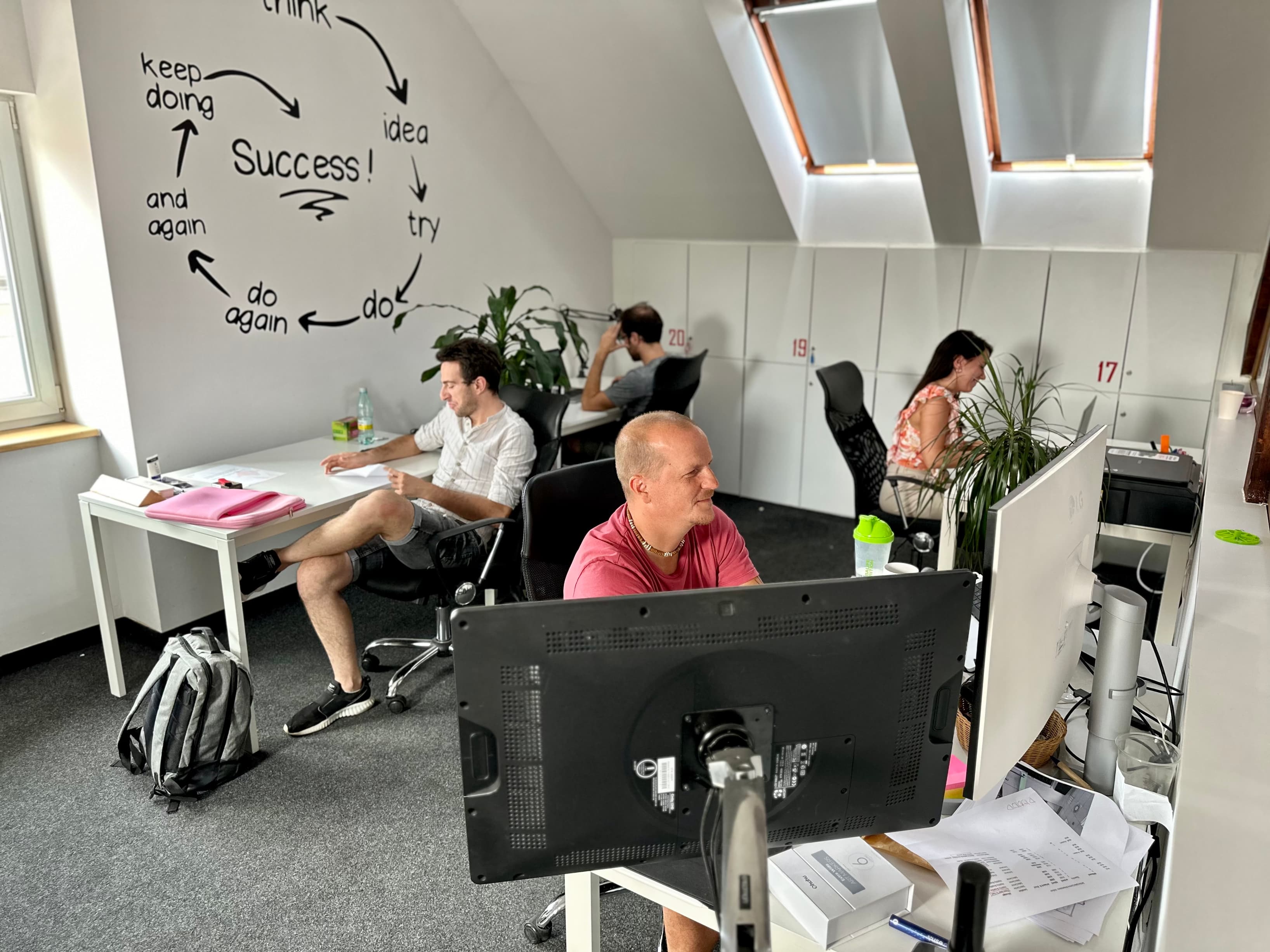 Coworkers in WORK MODE! Coworkers in WORK MODE!