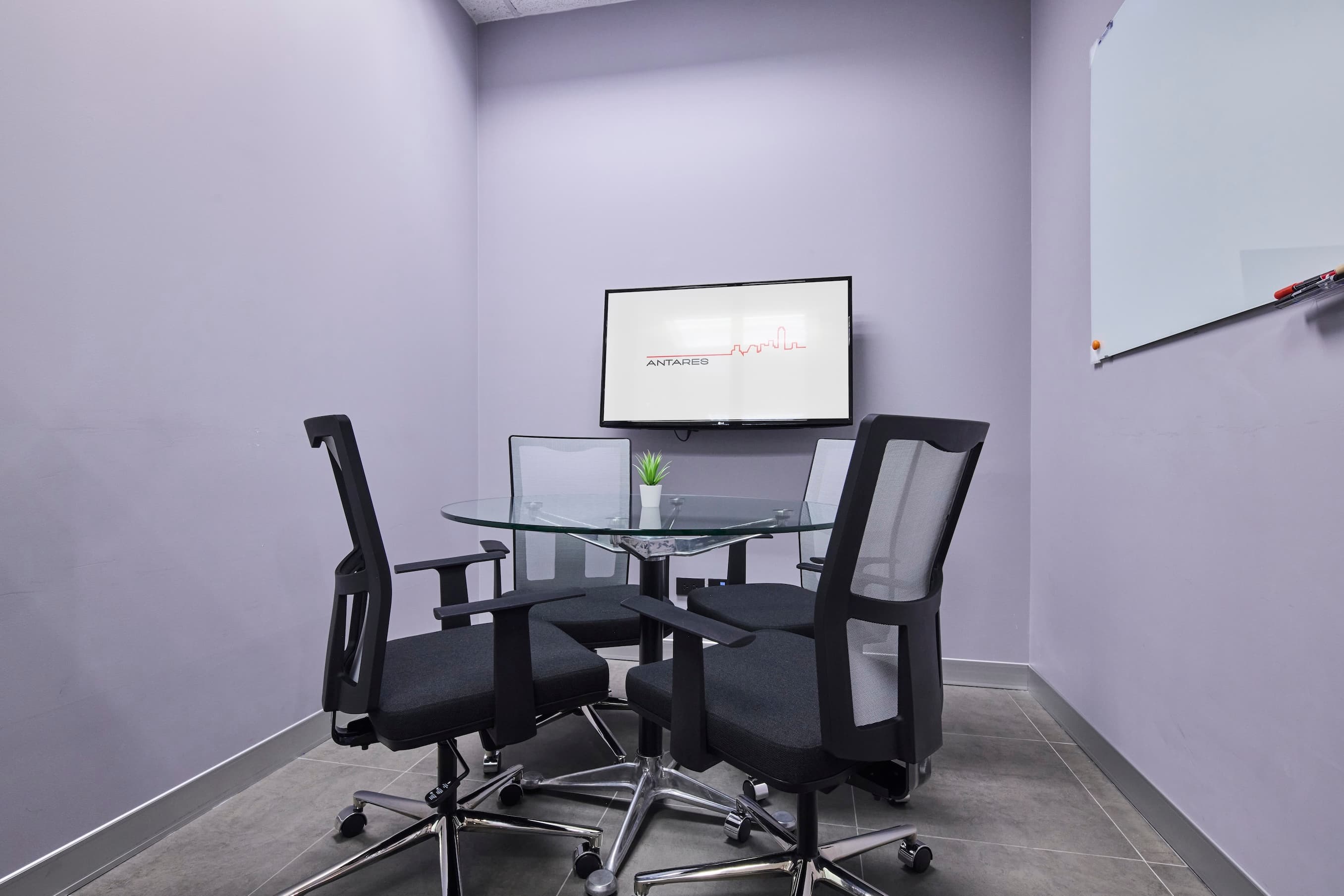 XS size meeting room