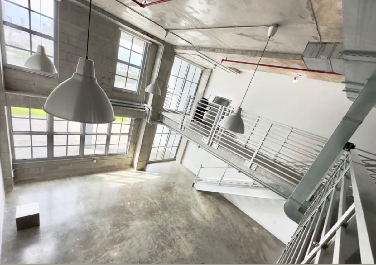 indoor creative / meeting space