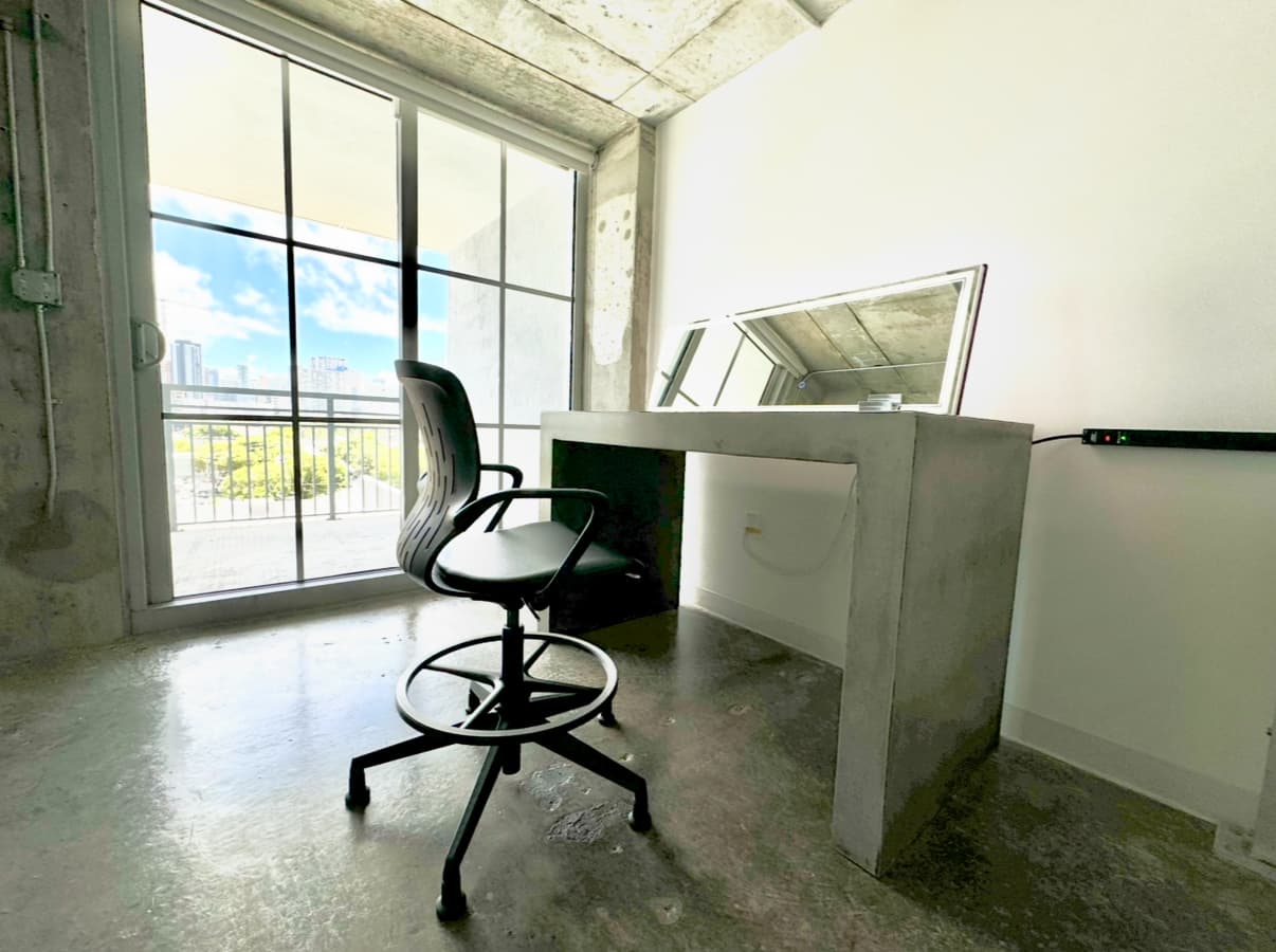 upstairs private desk