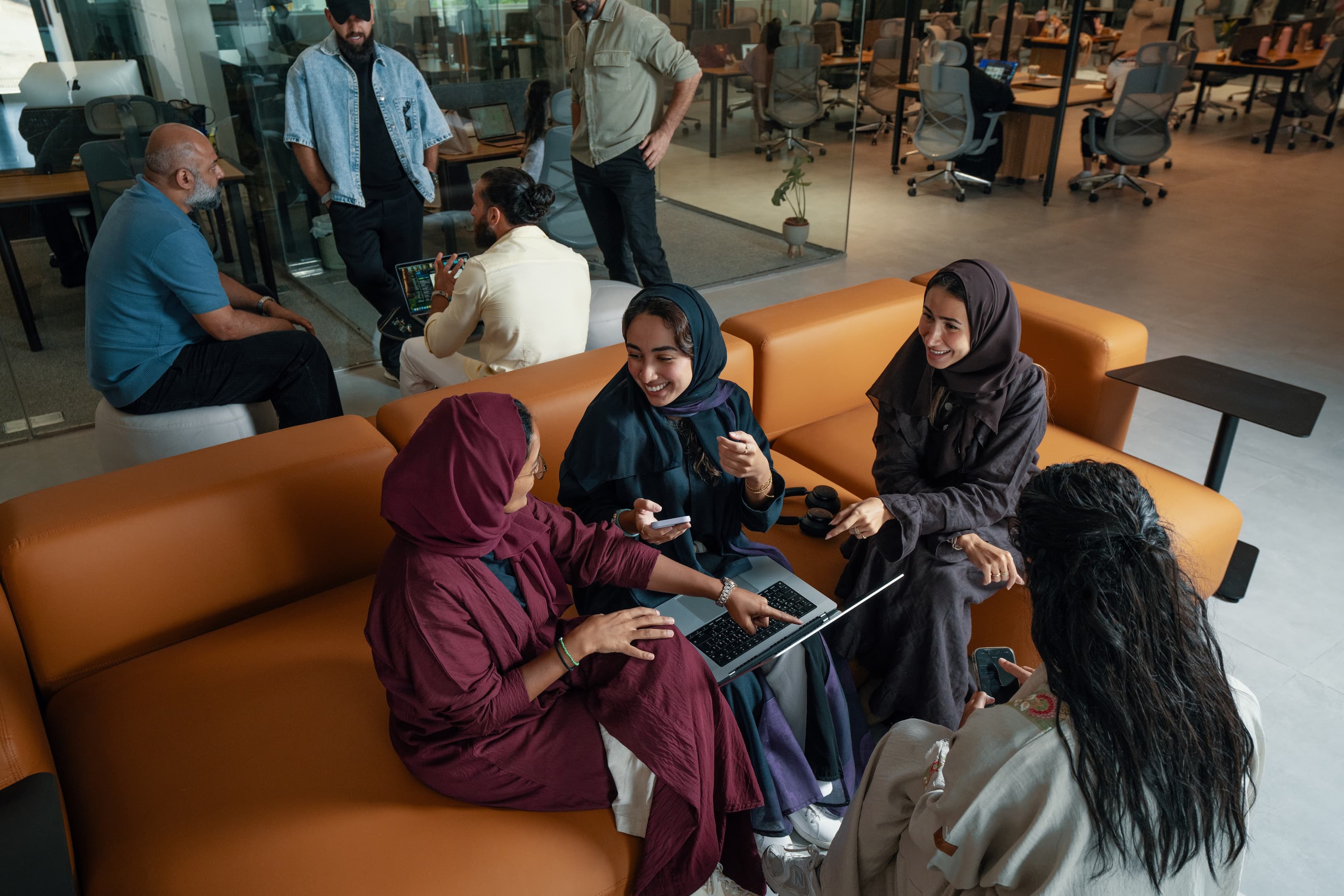 Private Office: An image highlighting a contemporary office space designed for focus and privacy, furnished with modern ameni Private Office: An image highlighting a contemporary office space designed for focus and privacy, furnished with modern ameni