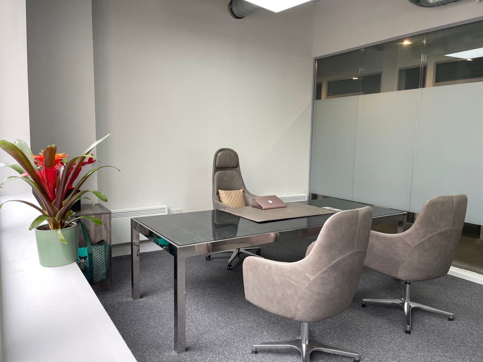 office room to rent