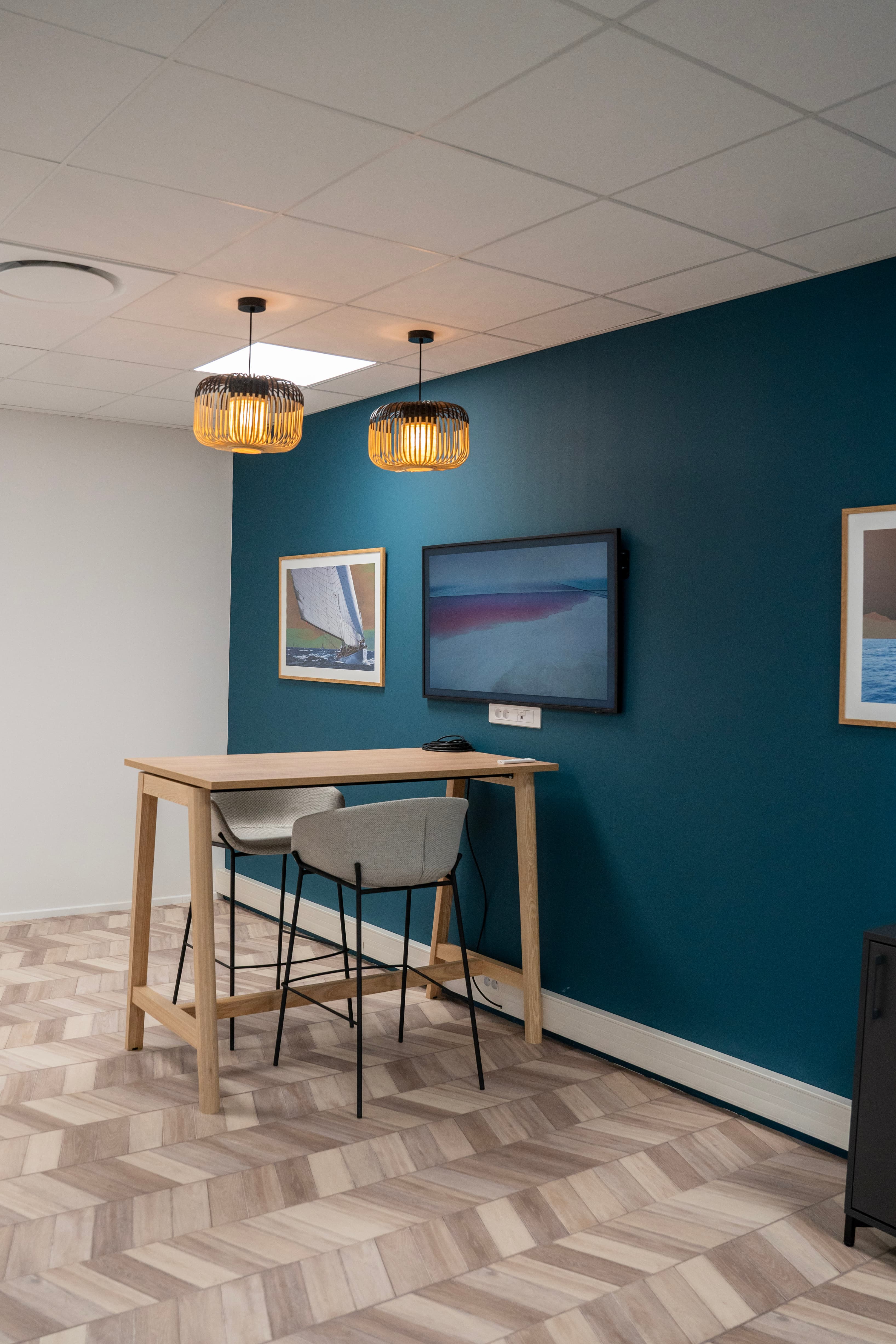 salle de réunion pour 4 personnes