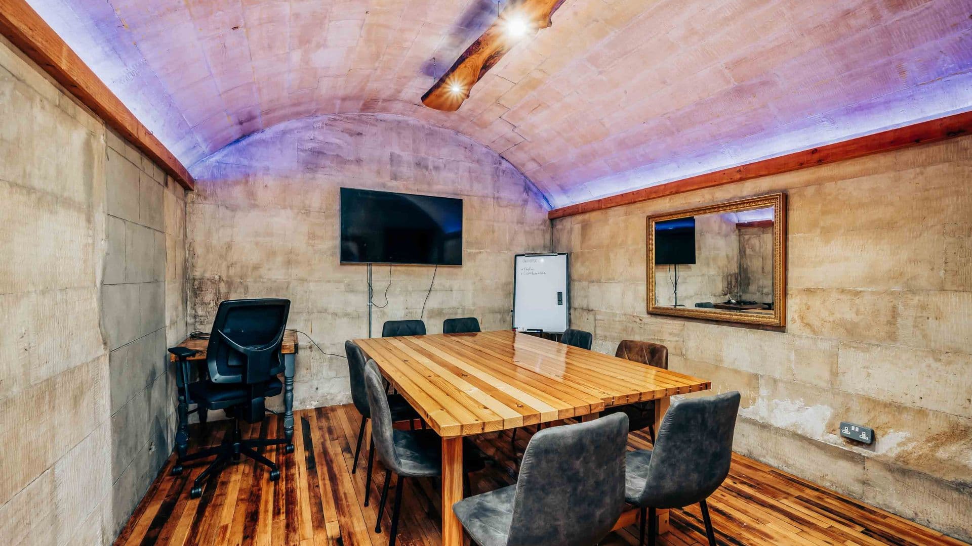 The old vault is an atmospheric meeting room