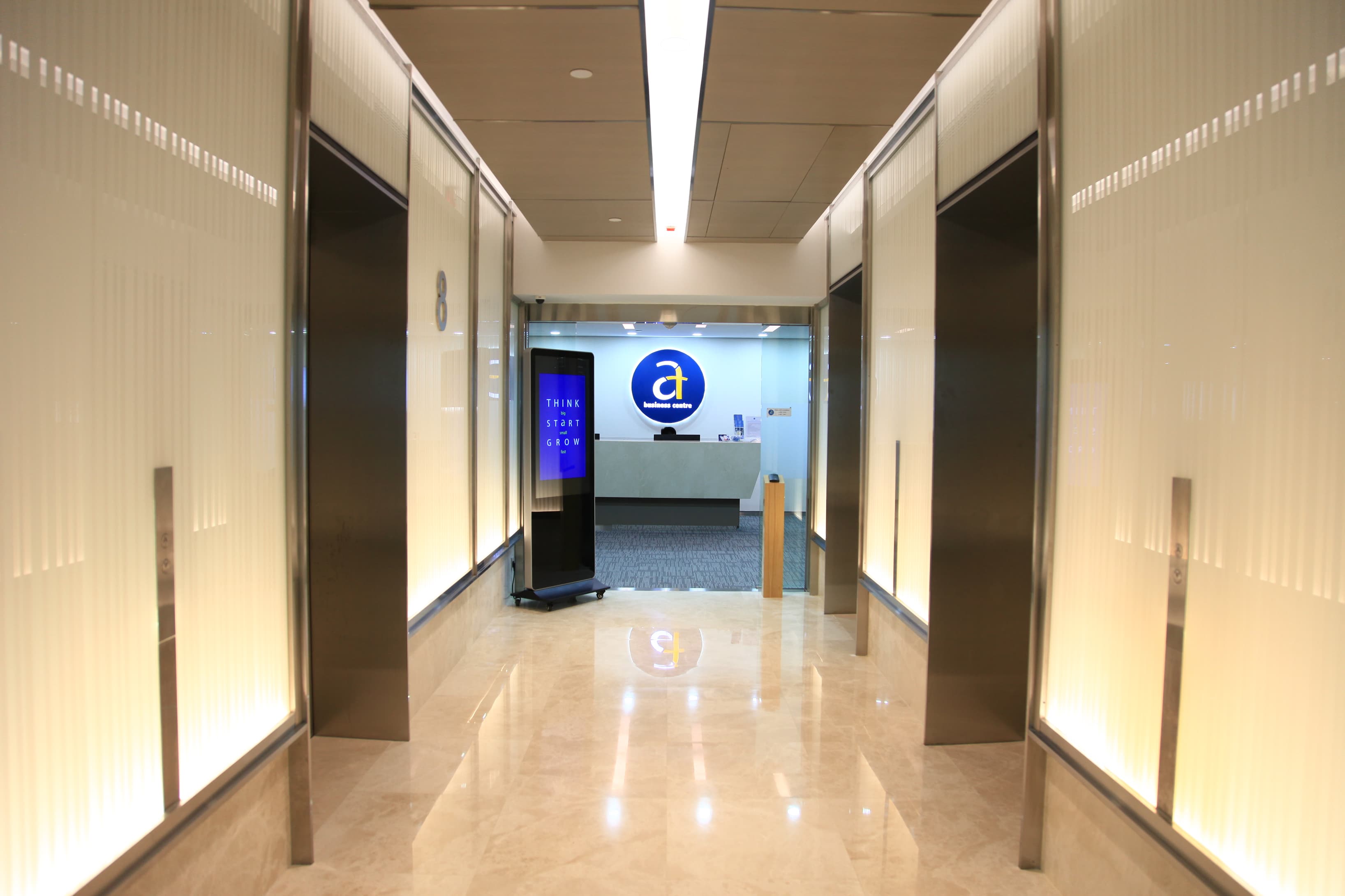 8 Floor Lobby and Reception 