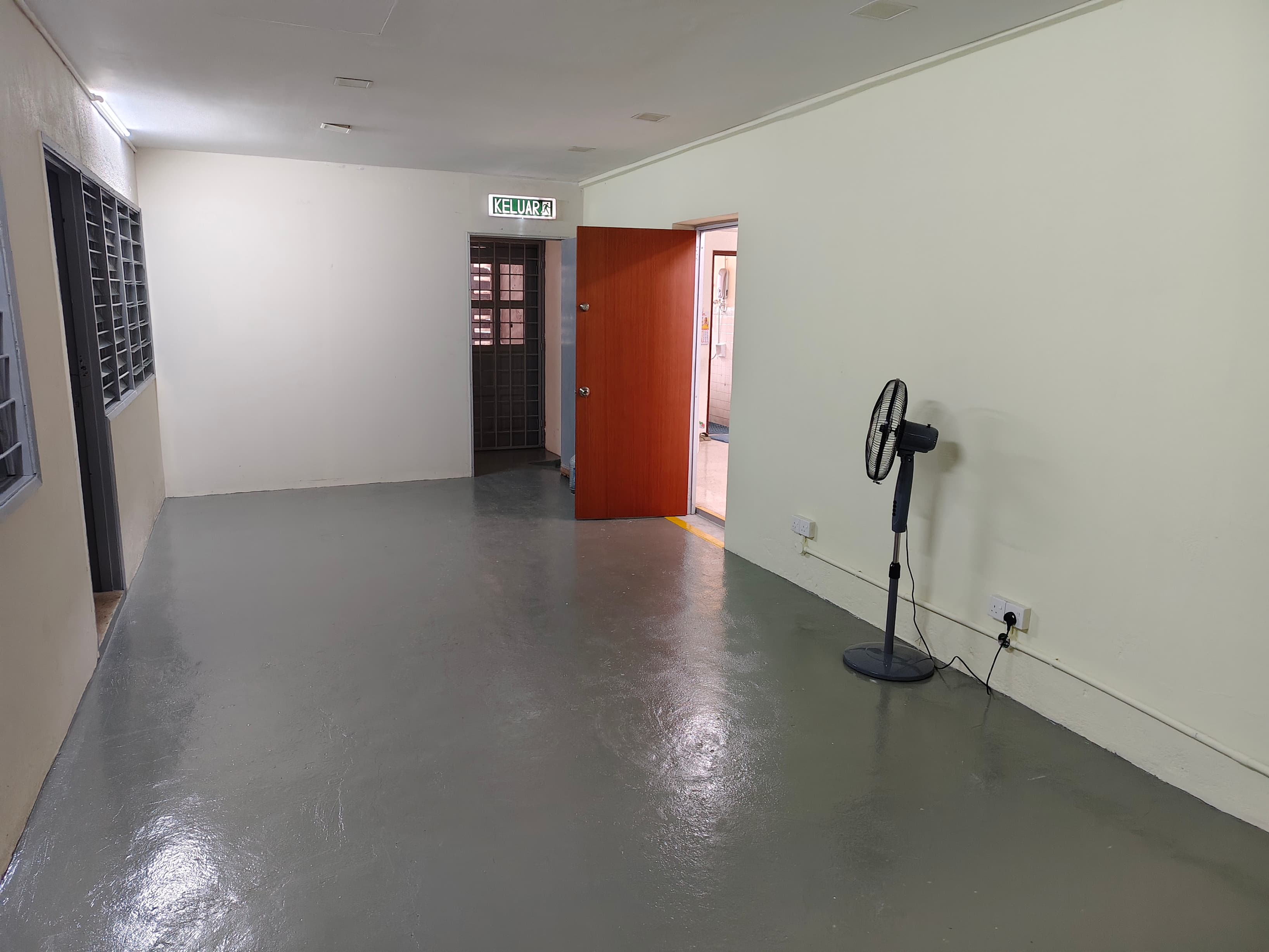 Empty space Empty space