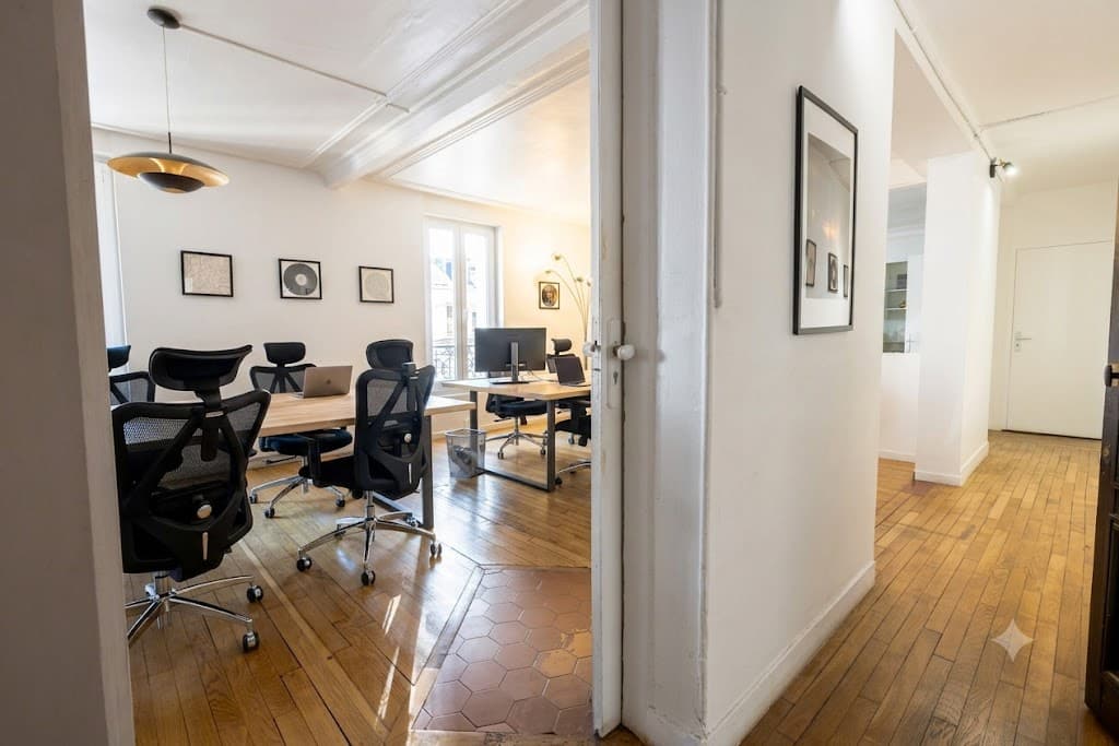 Private Office Private Office
