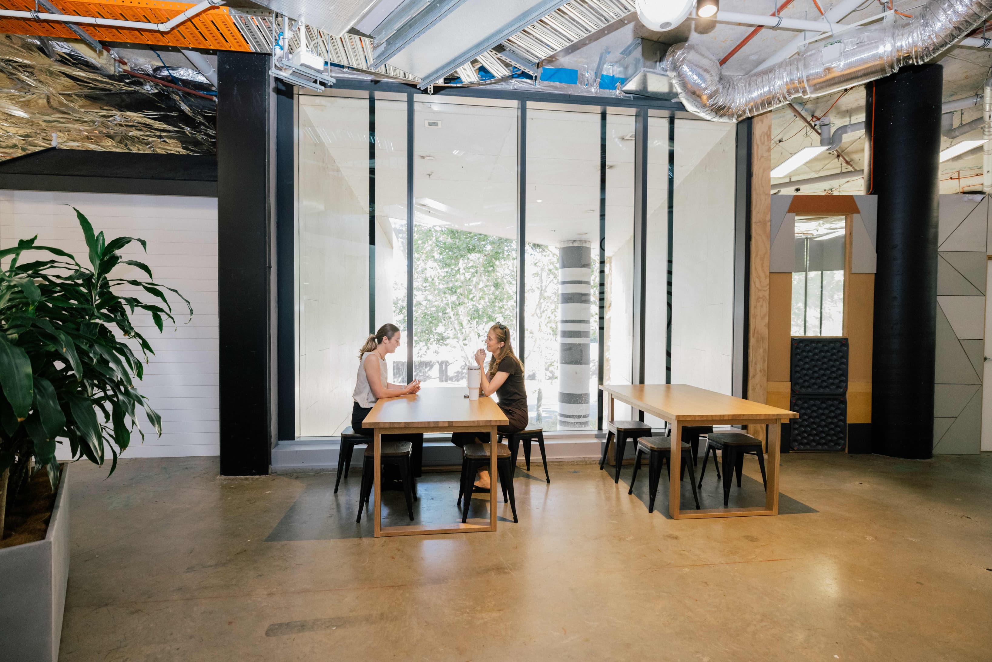 Breakout Space Breakout Space