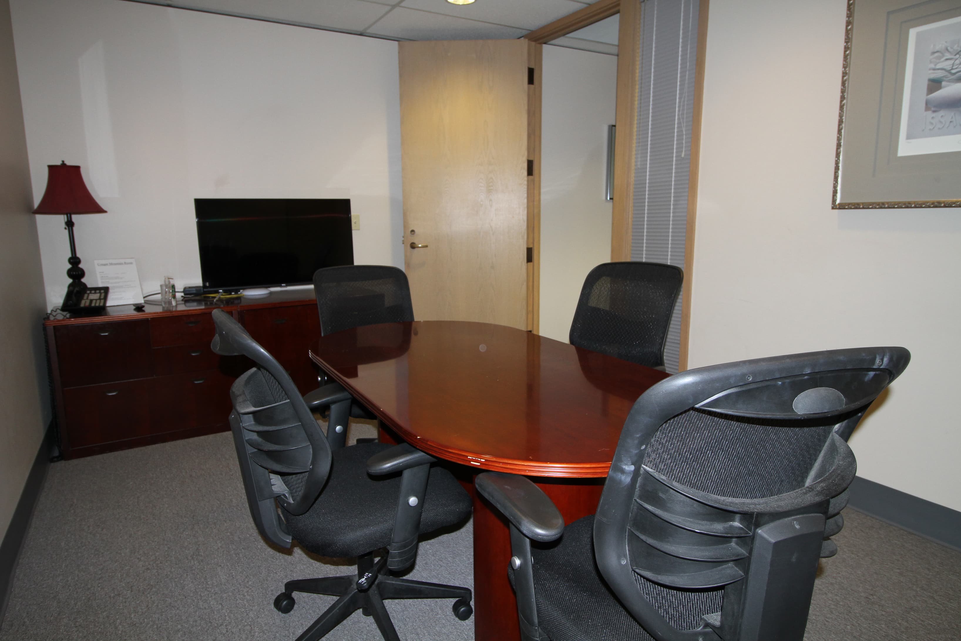 Cougar Mountain Room