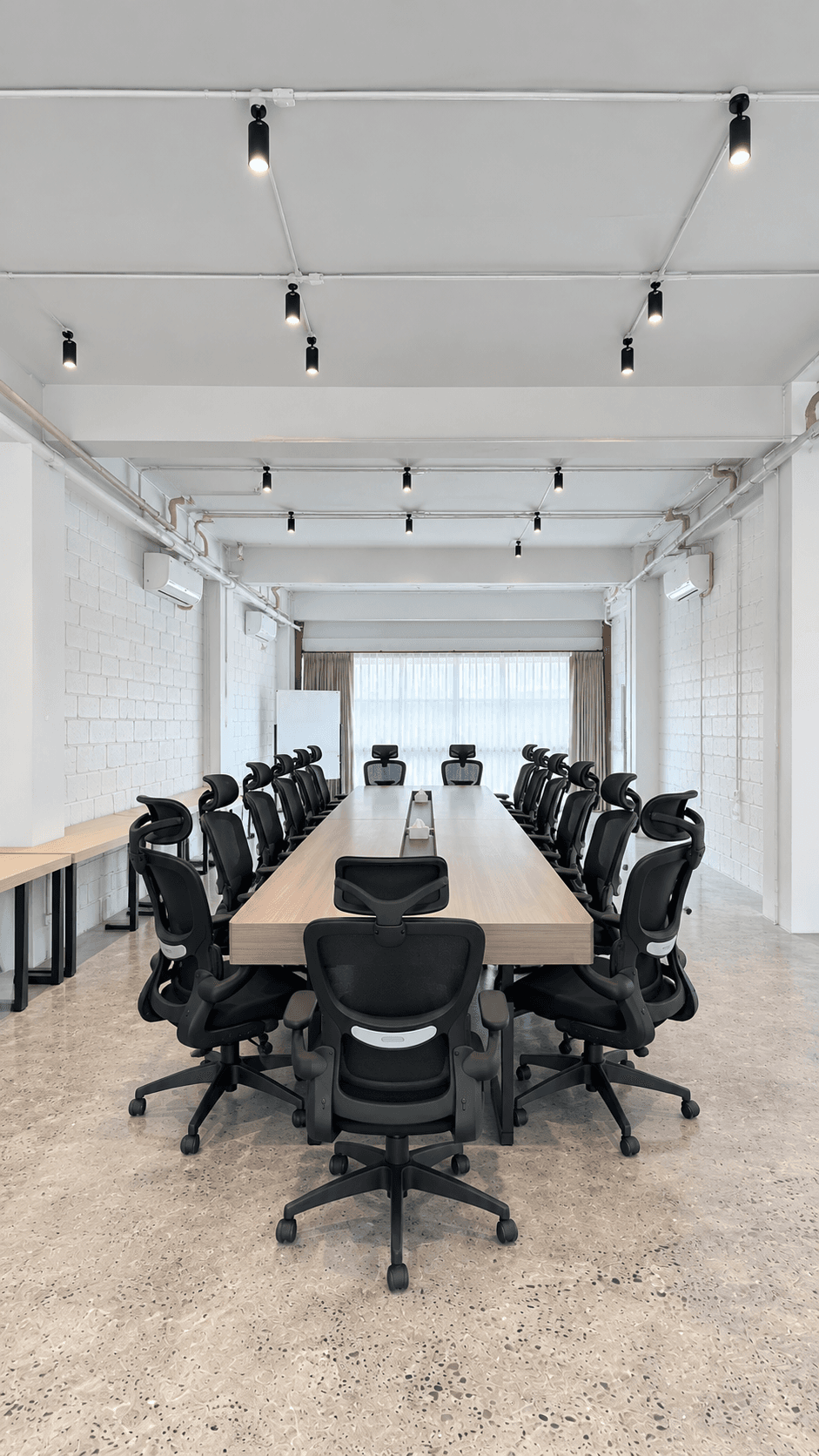 Meeting Room 10 - 25 Pax