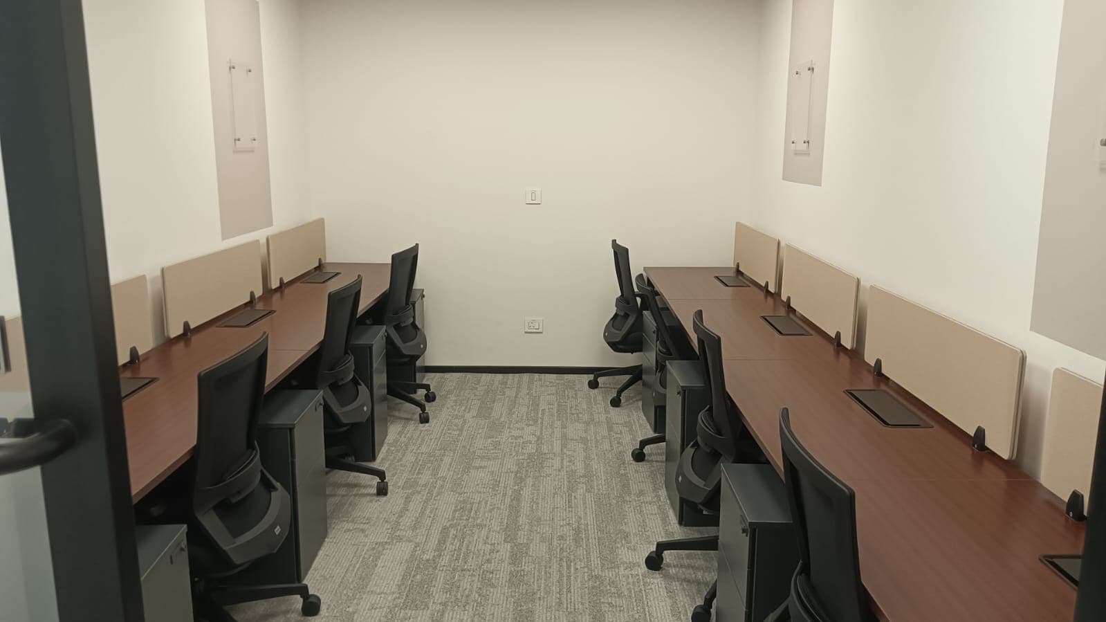 6 Seater business suite