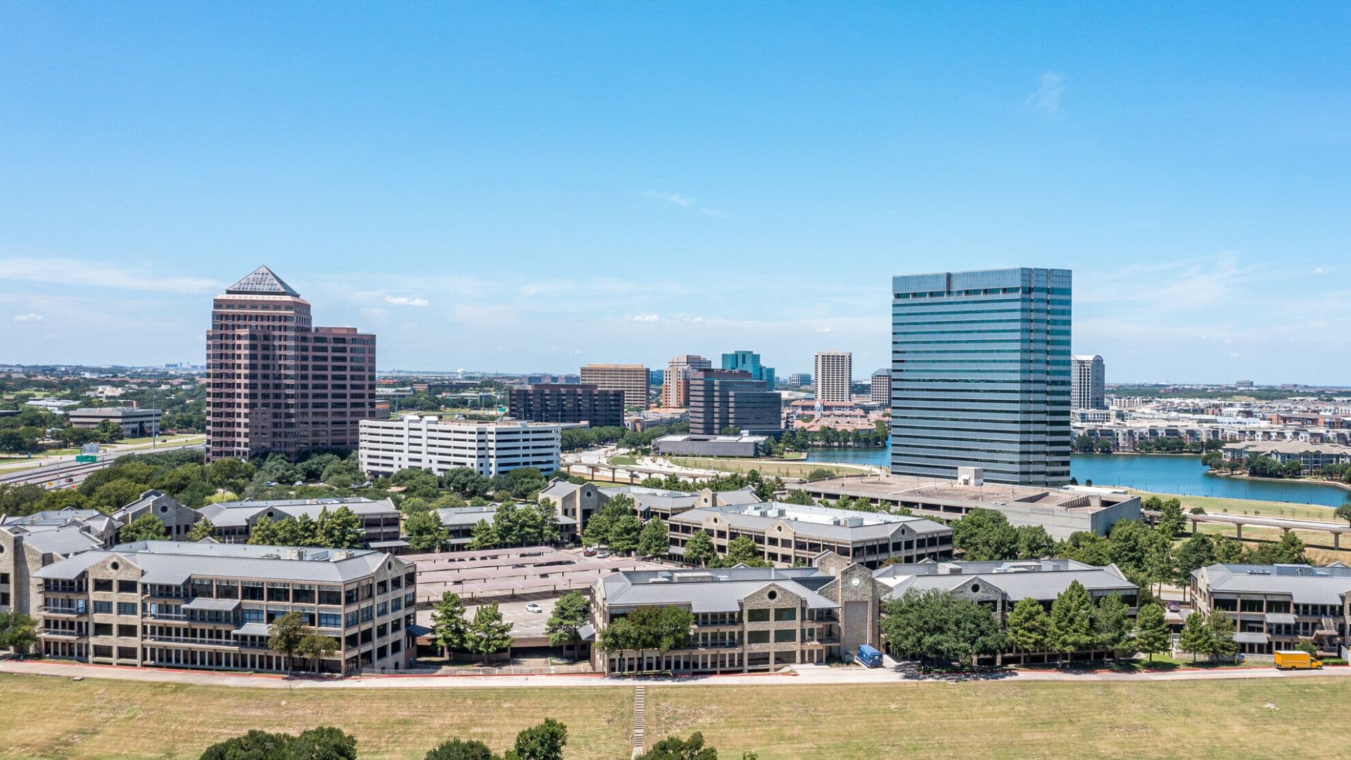 Office Spaces for Rent at Riverside Commons, Las Colinas Office Spaces for Rent at Riverside Commons, Las Colinas