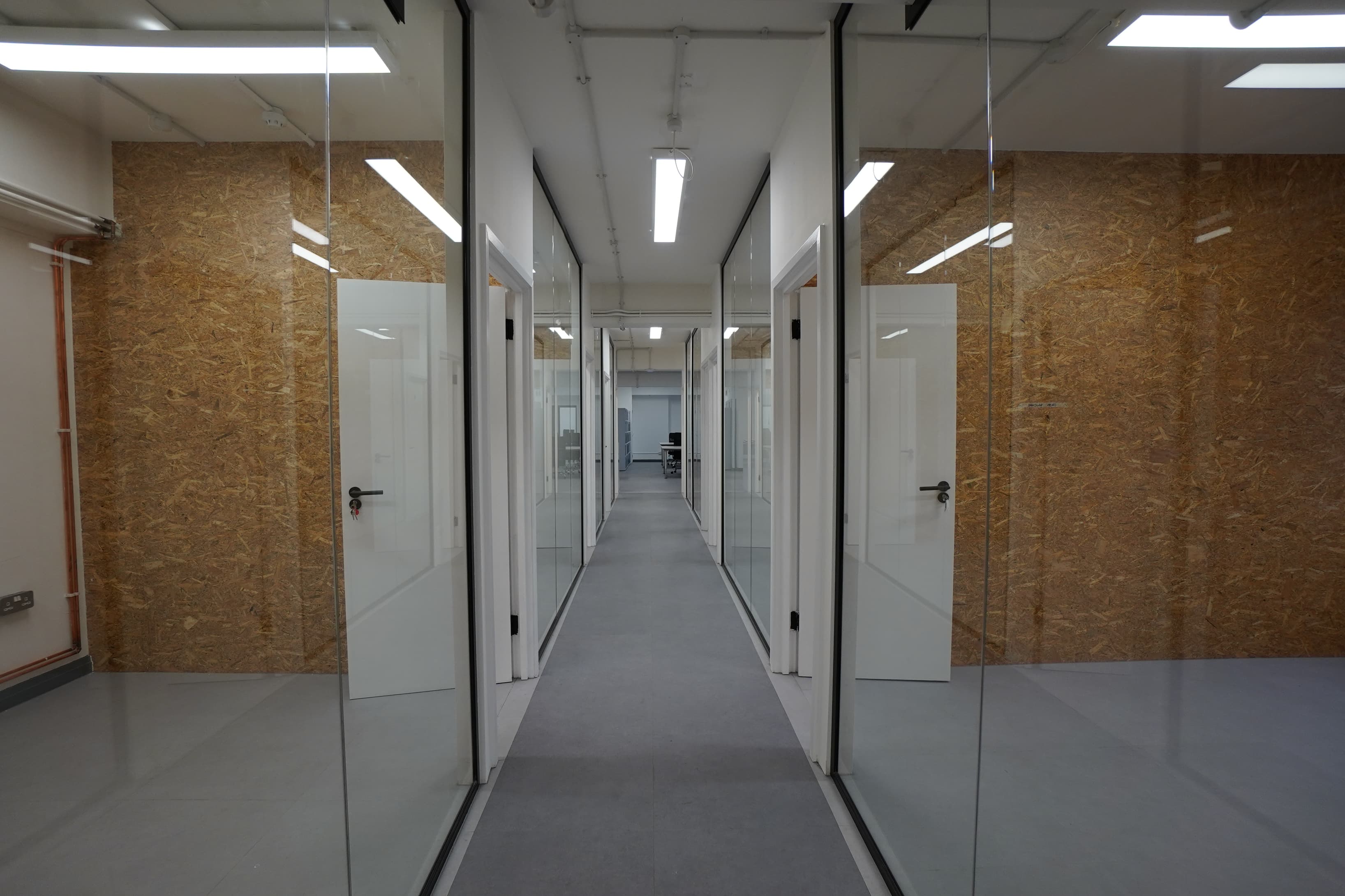 Offices to be rent