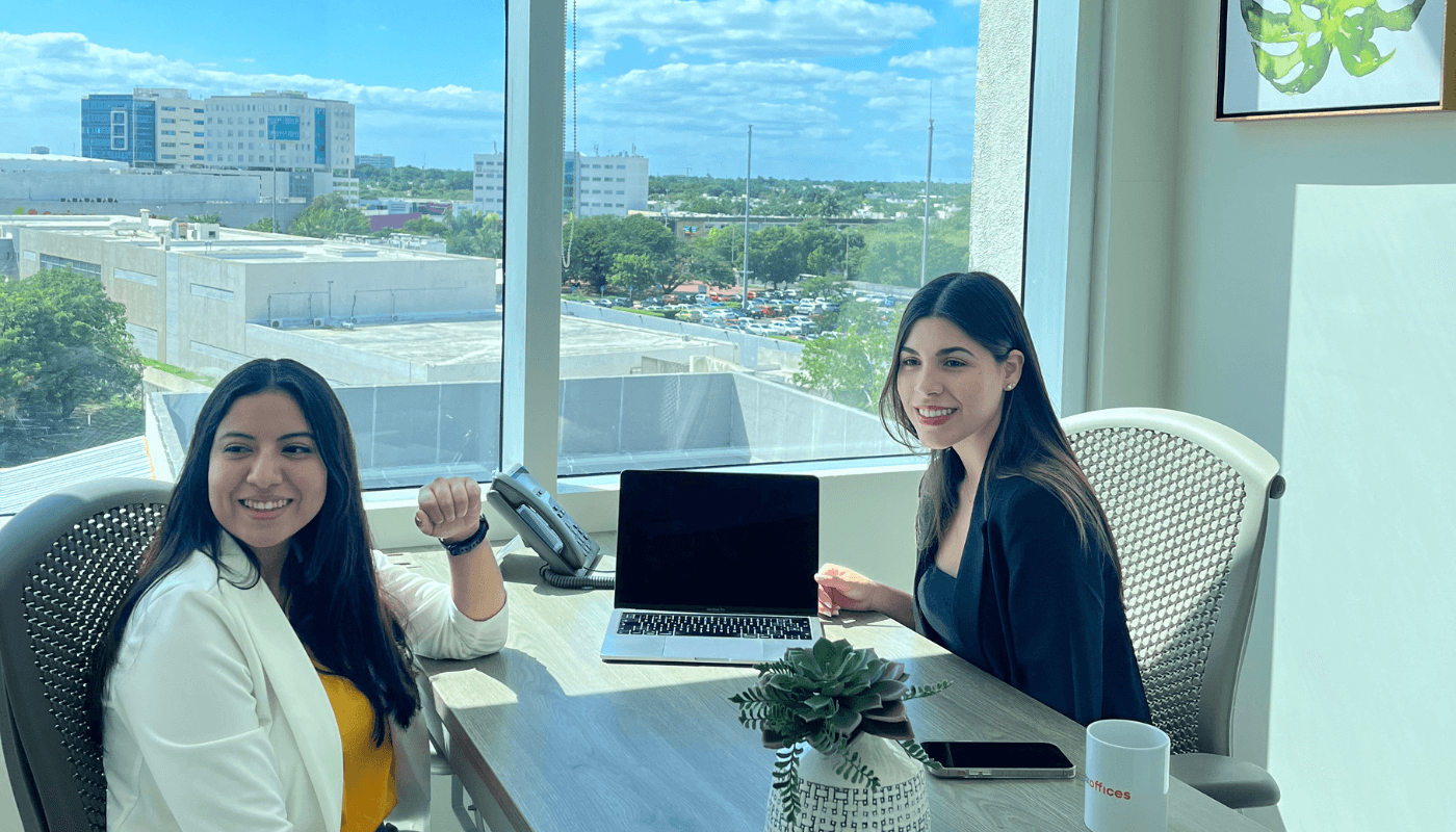 Genera conexiones valiosas en un entorno diseñado para el networking y la creación de alianzas estratégicas exitosas.