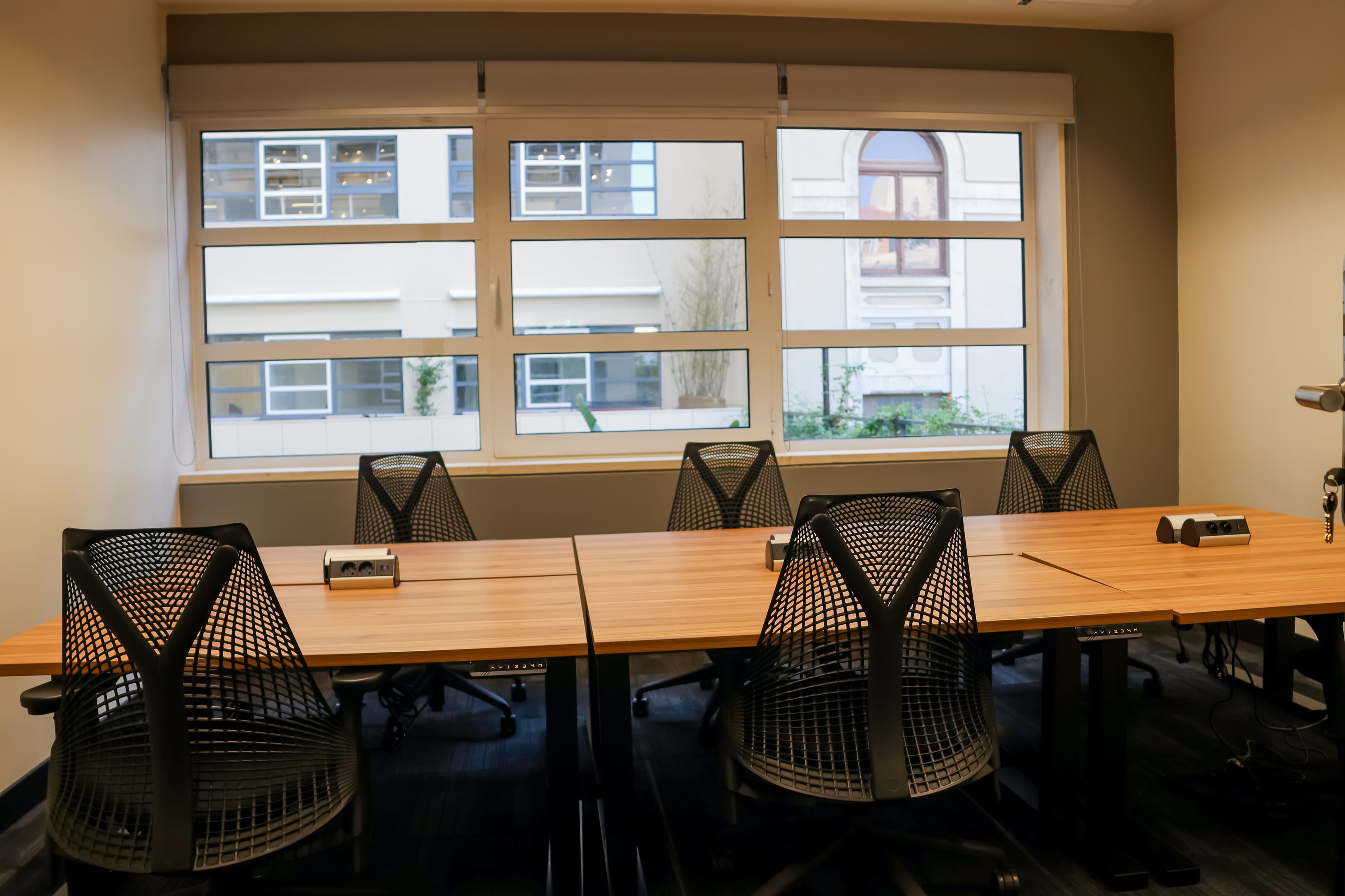 Private Office Private Office