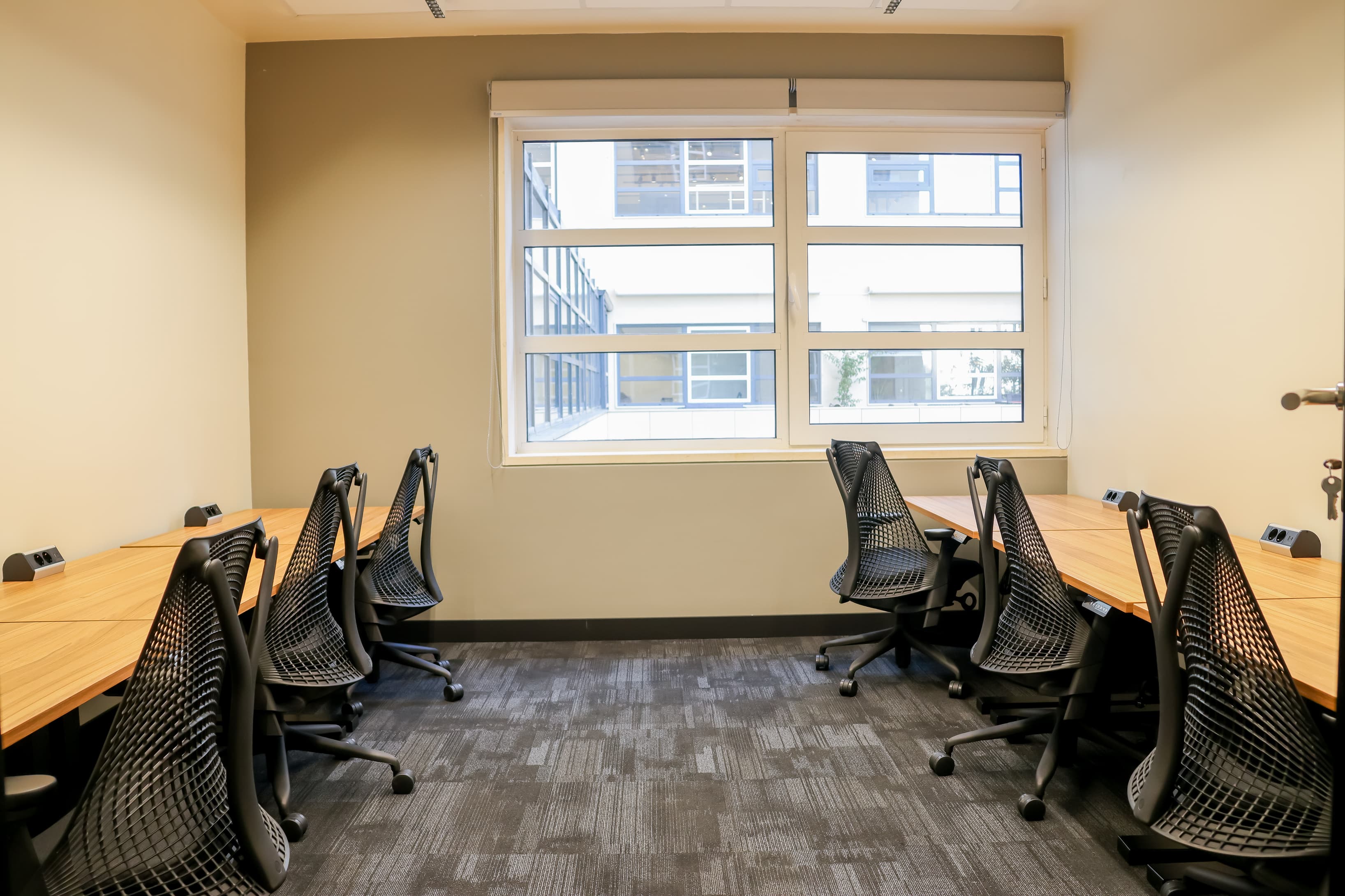 Private Office Private Office