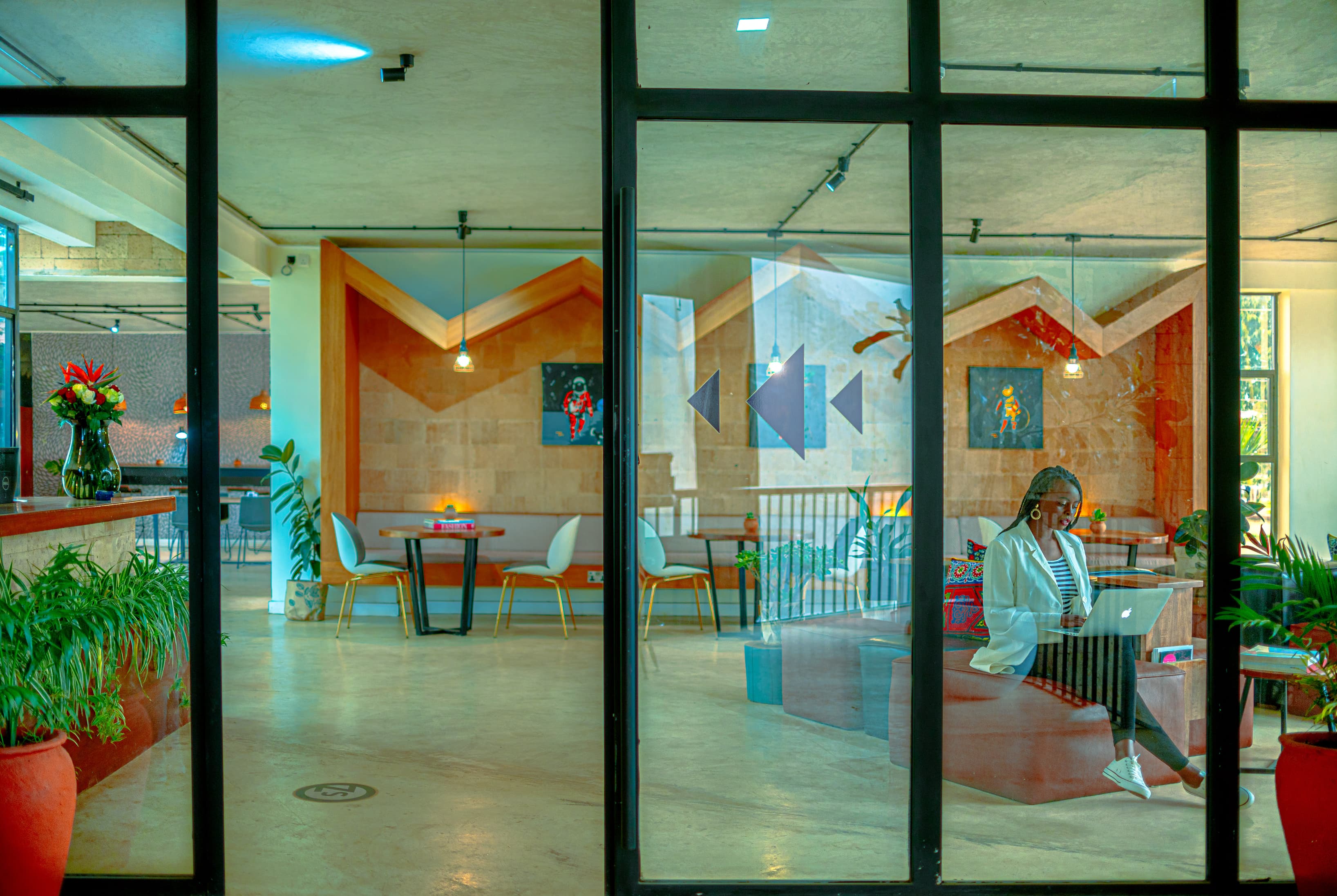 KOFISI Karen KOFISI Karen