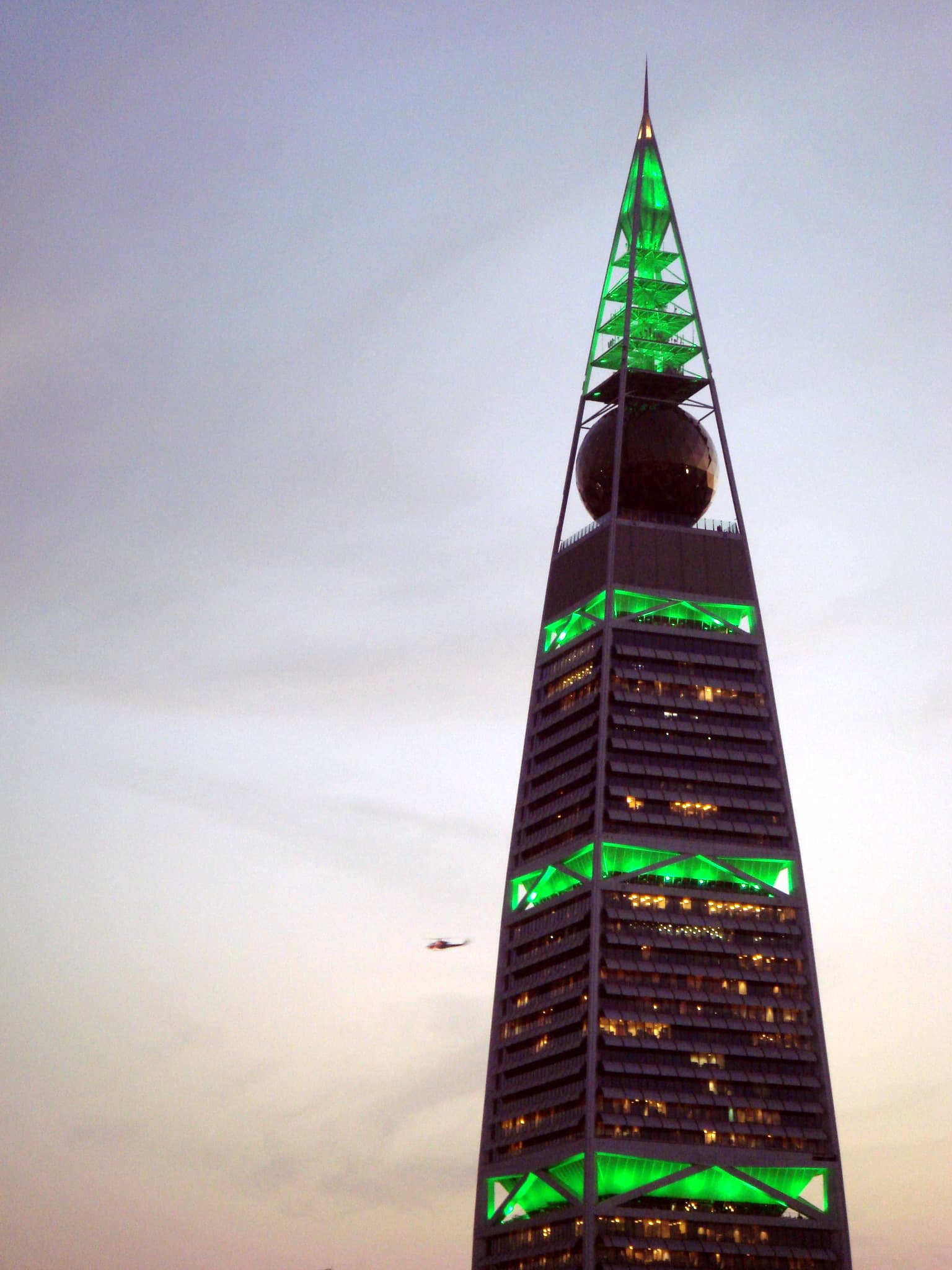  alfaisaliyah tower