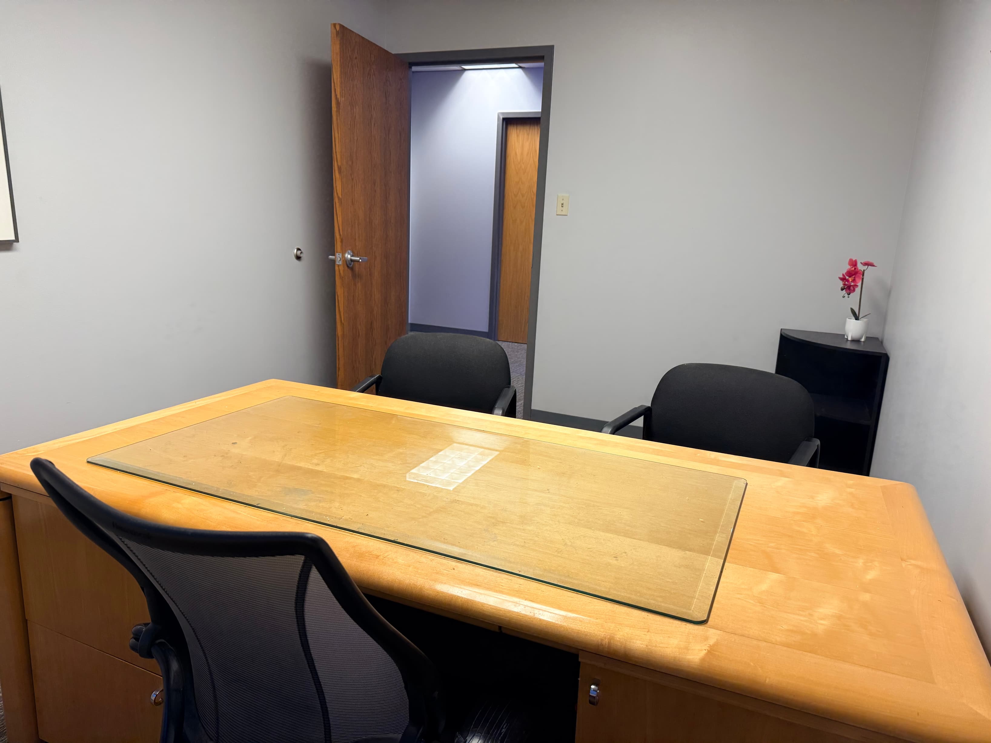 Suite 102