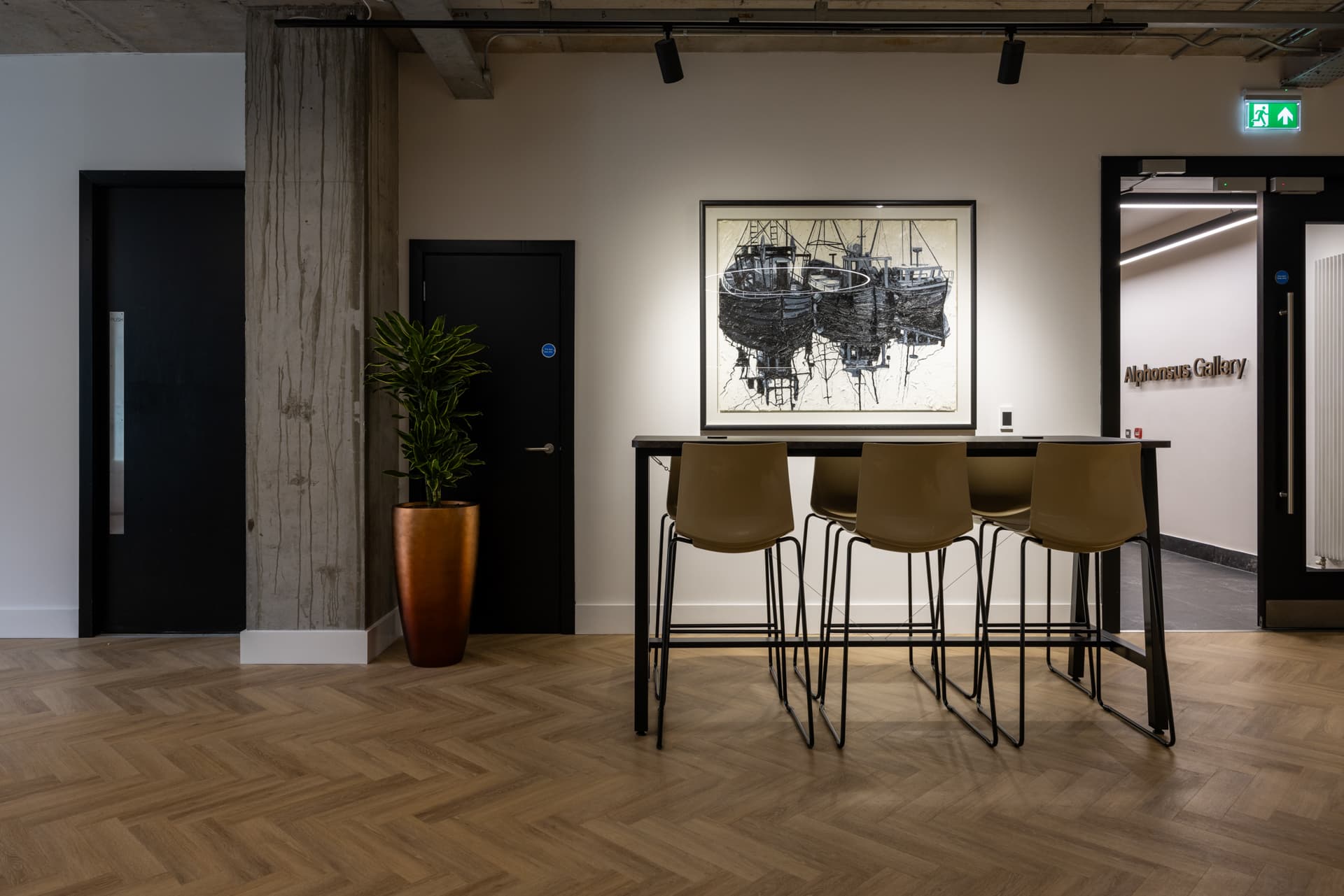 Business Lounge