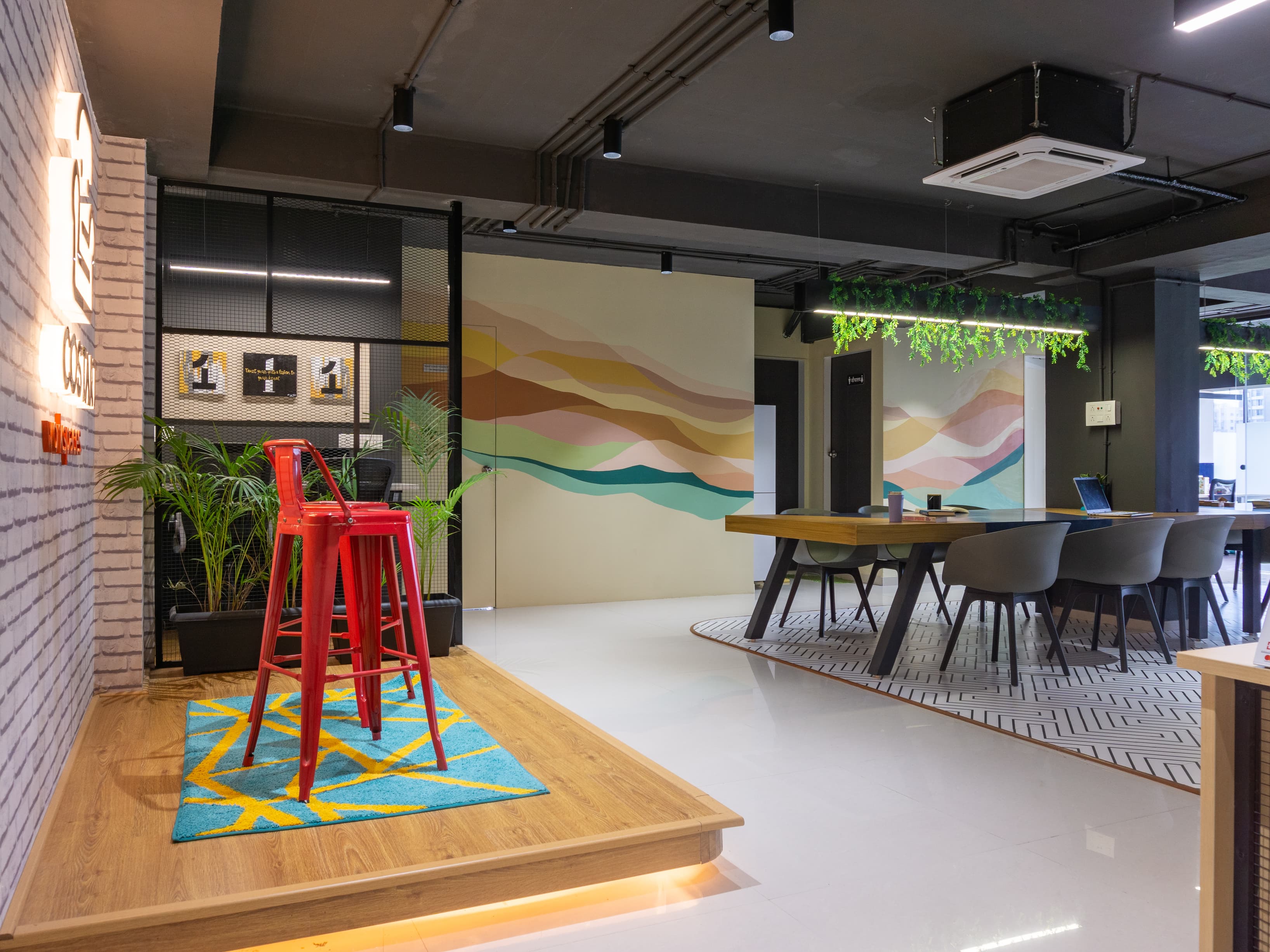 flexi desk and event stage flexi desk and event stage