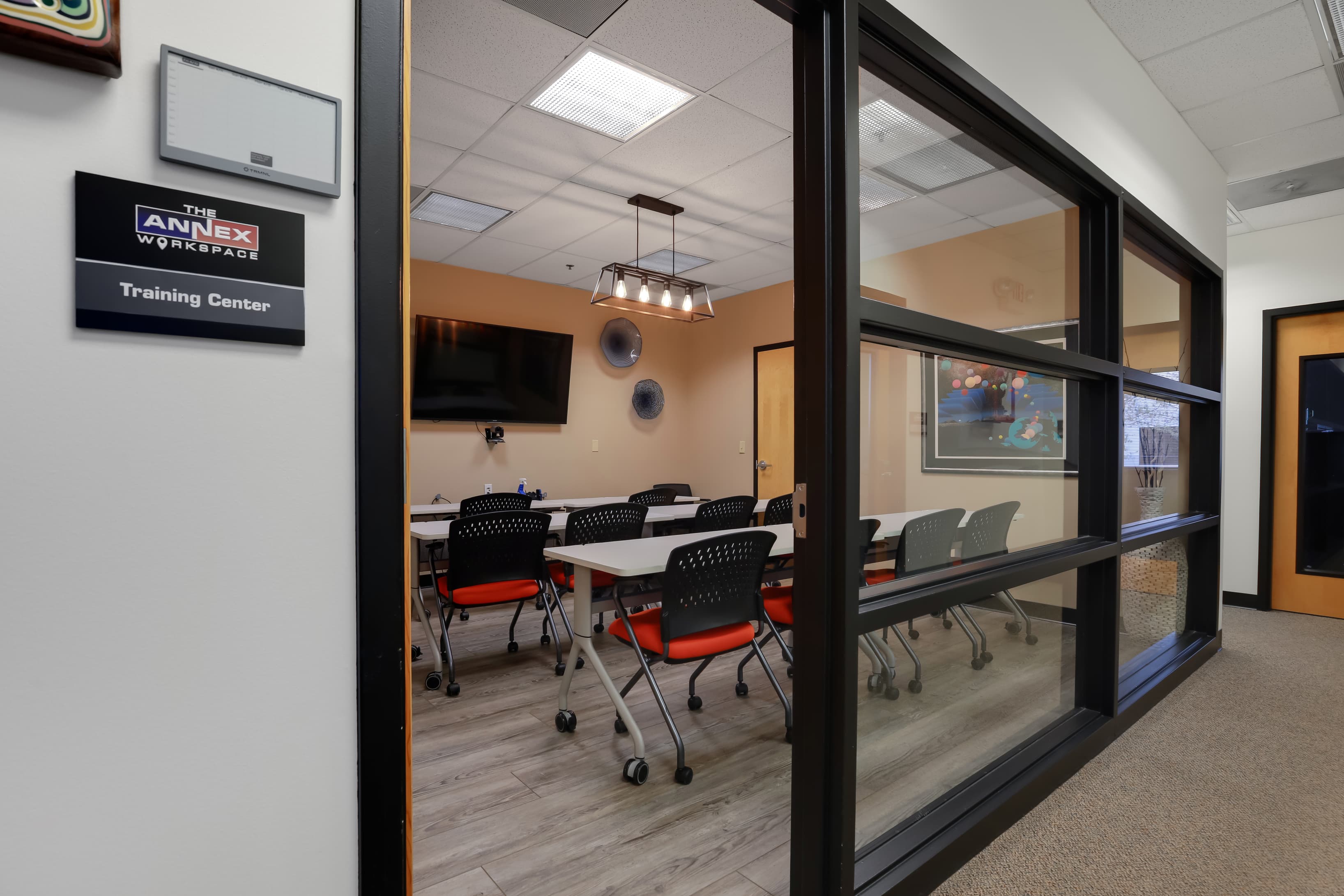 15 person training room