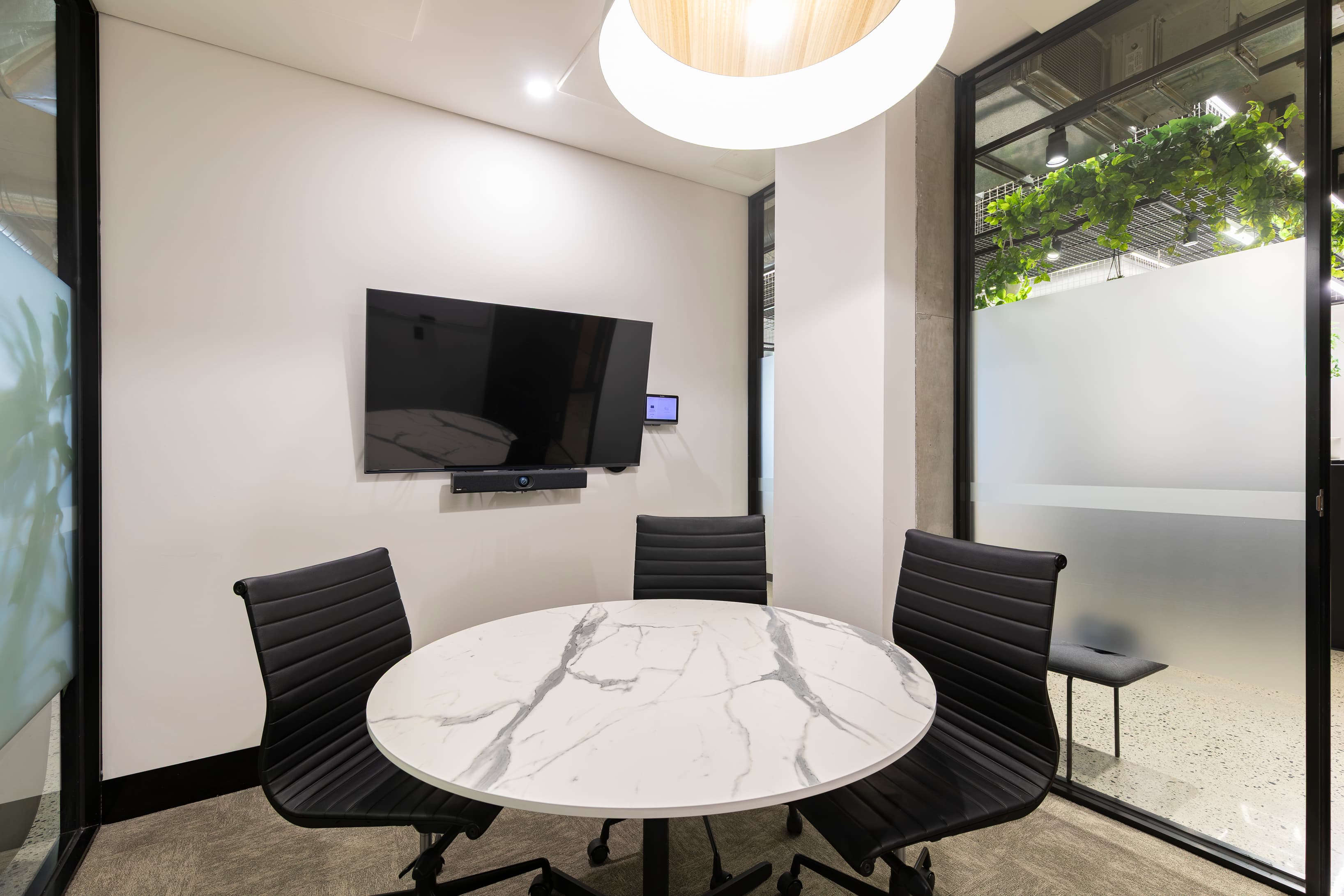 One of 6 meeting rooms One of 6 meeting rooms