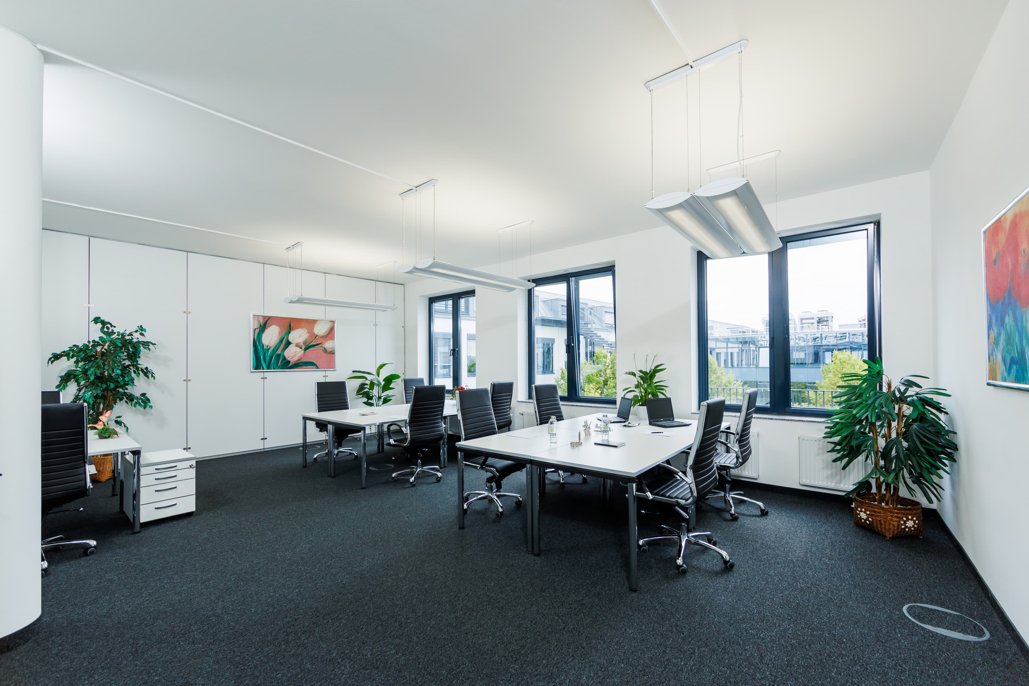 Rent your big team office for 10+ people ecos work spaces Munich