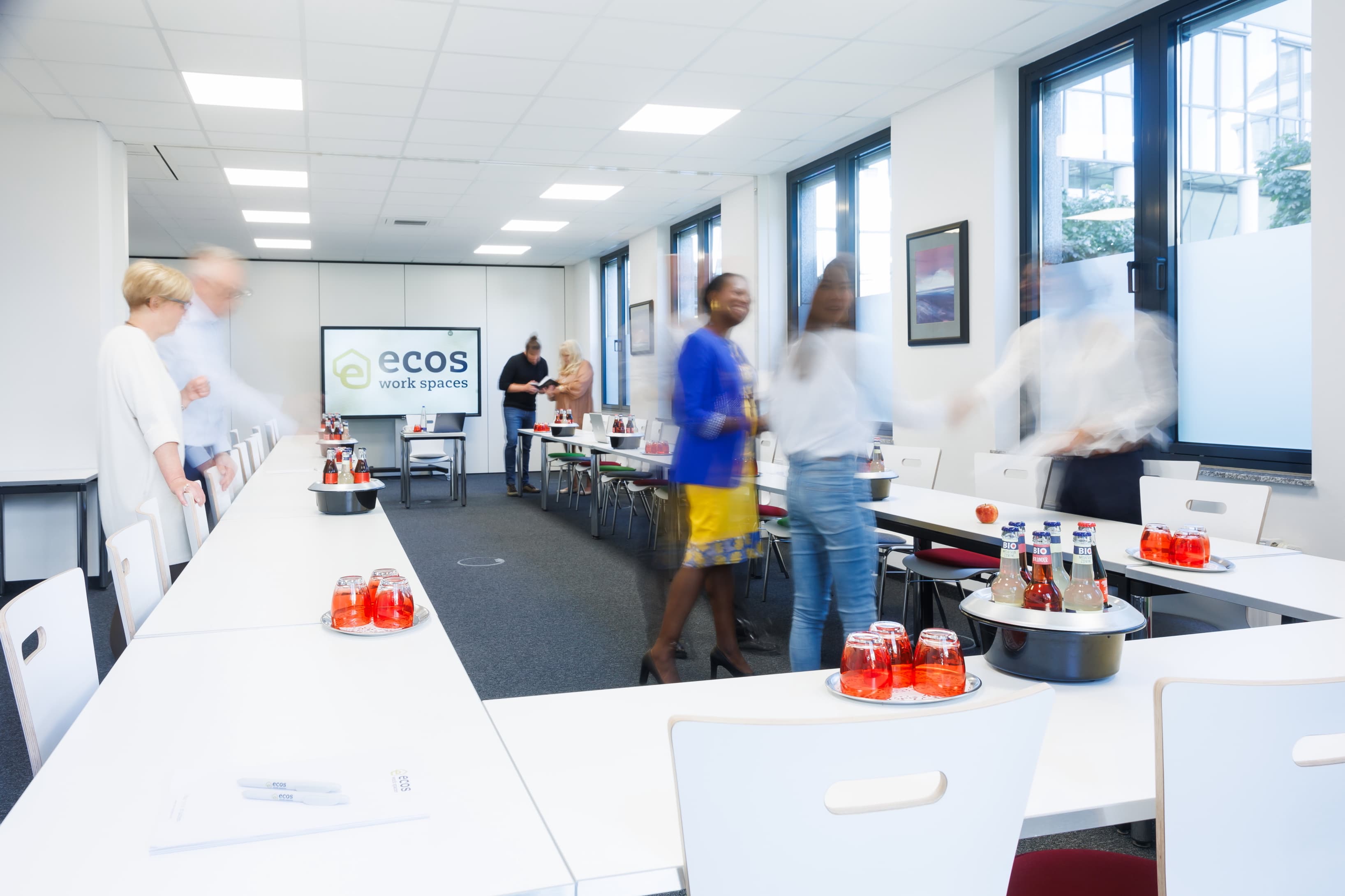 All meting rooms with daylight and best confernece technique at ecos work spaces Munich