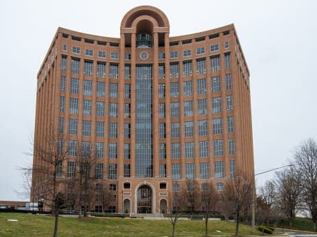 VA, Vienna - Towers Crescent image 7 VA, Vienna - Towers Crescent image 7