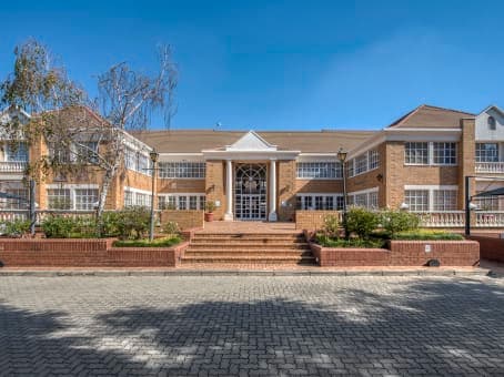 RANDBURG, Surrey Avenue image 7 RANDBURG, Surrey Avenue image 7